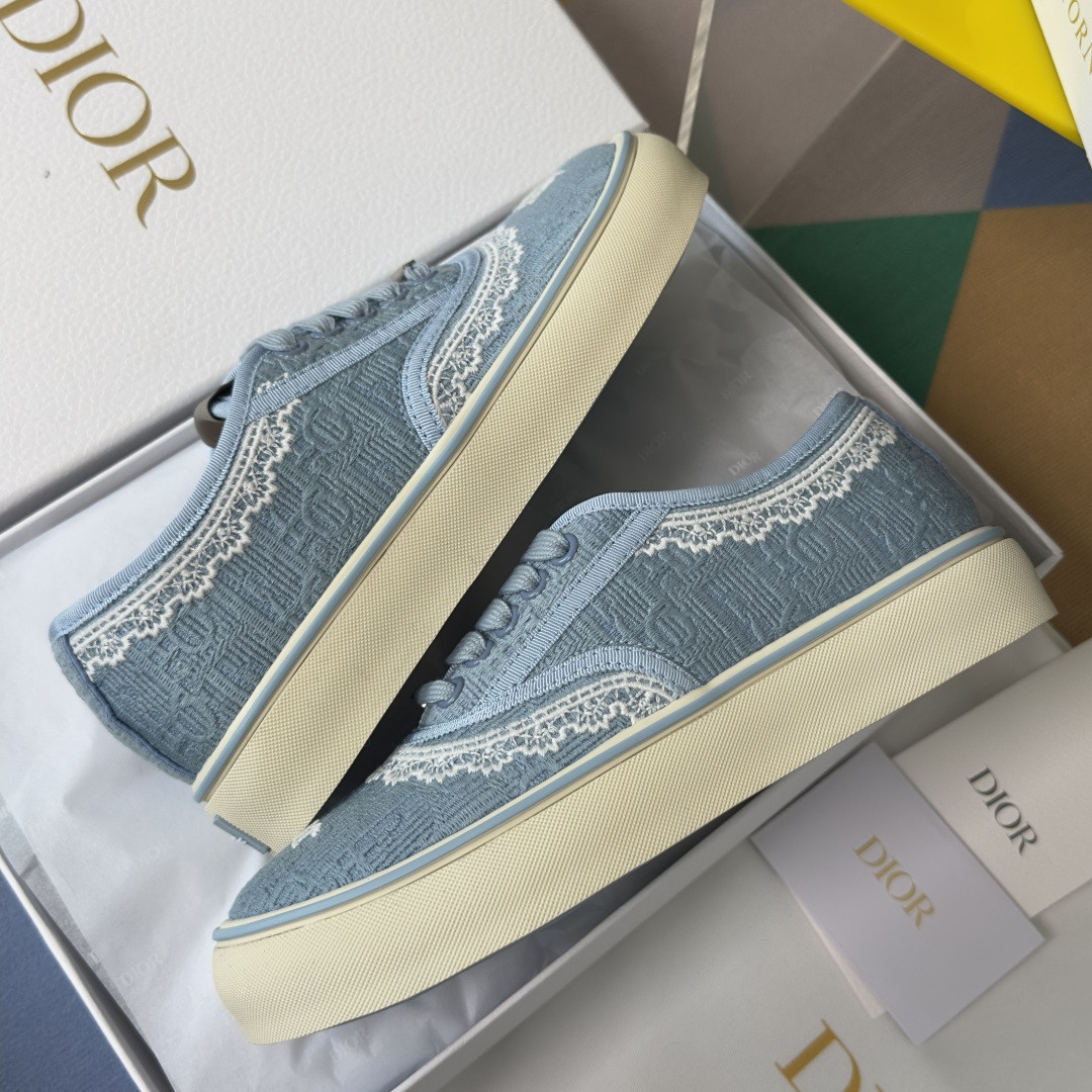 ua D*or saltwind sneaker