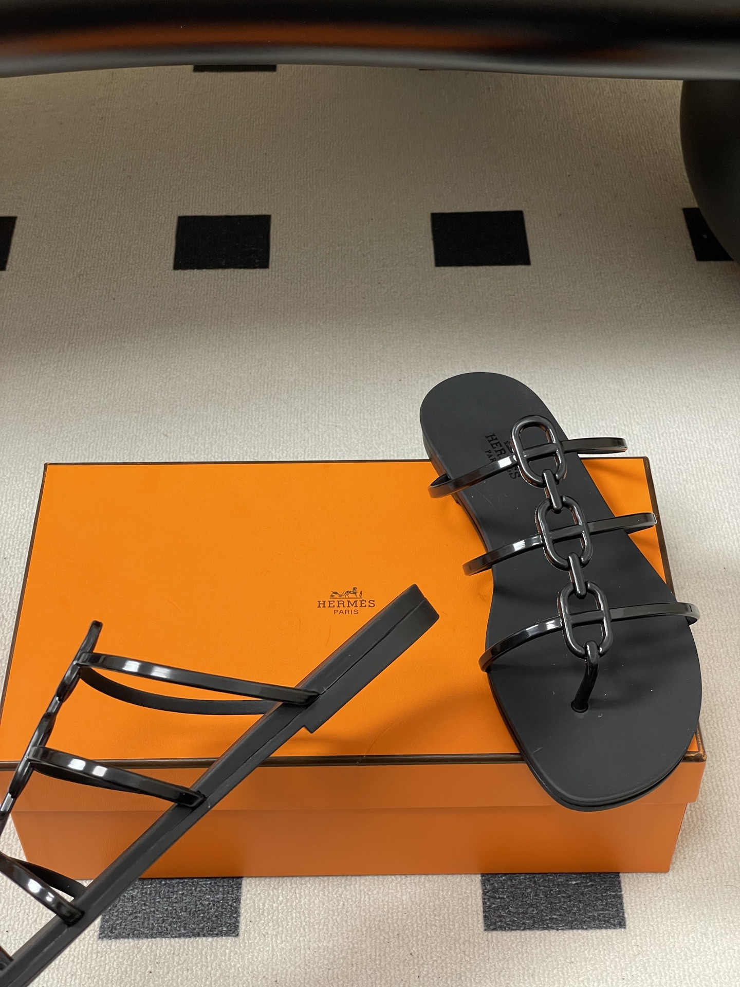 ua H**mes mykonos sandal