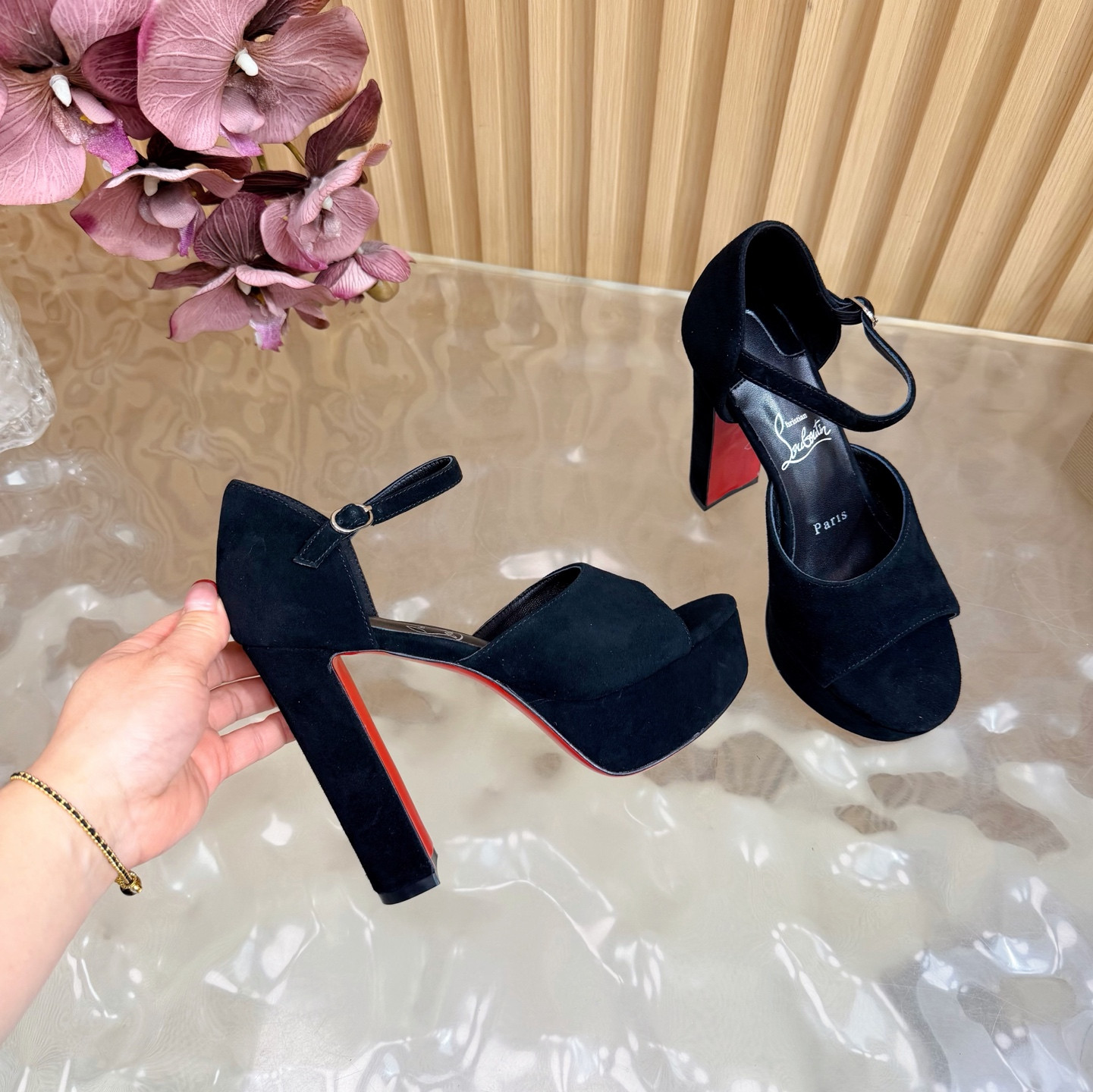 ua Ch**an louboutin sandaloo 130 mm strappy sandals black
