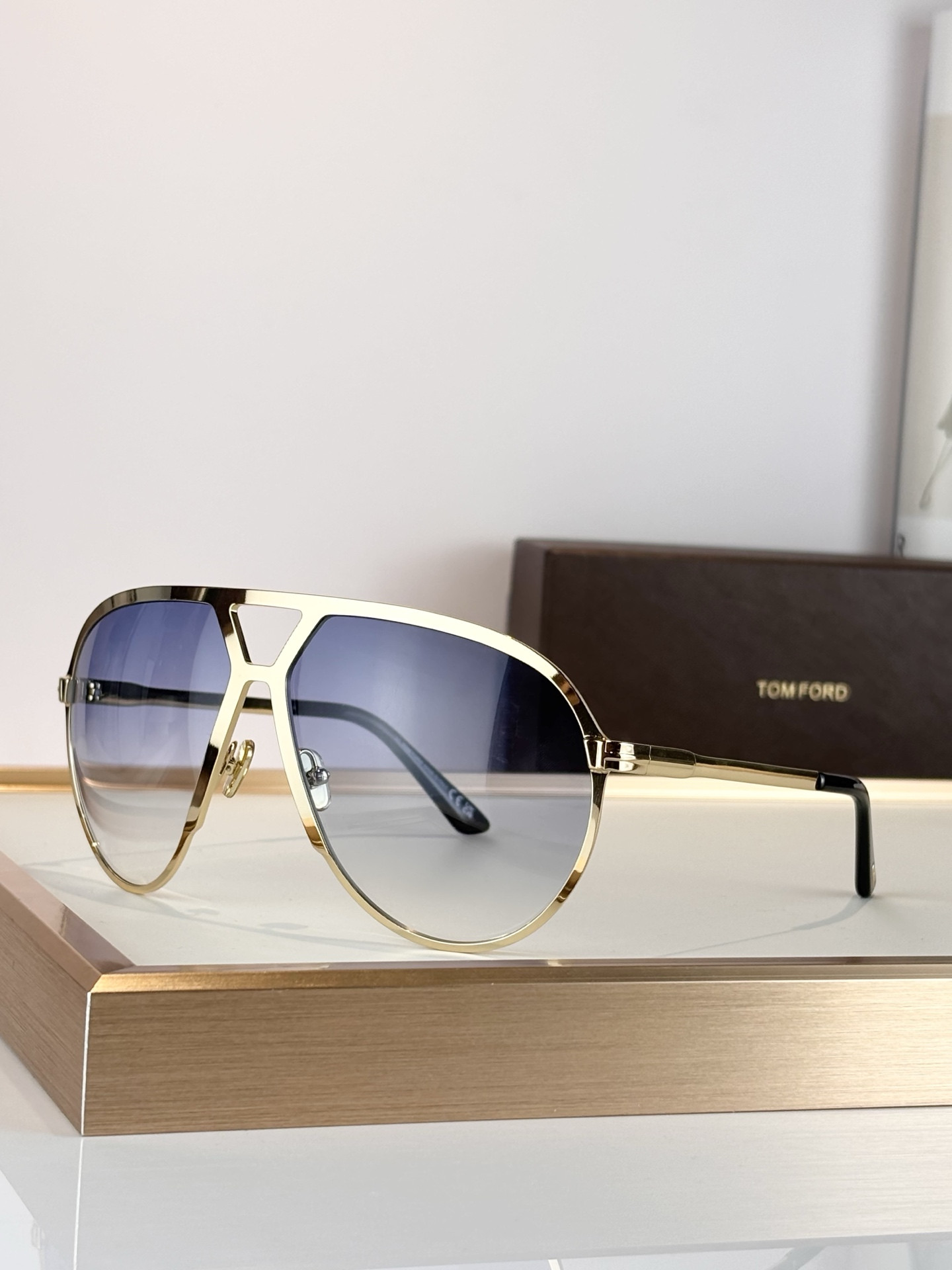t0m F0rd glasses tf1060 64-14-135