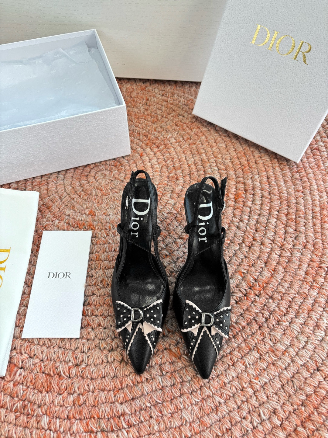 ua D*or slingback pump