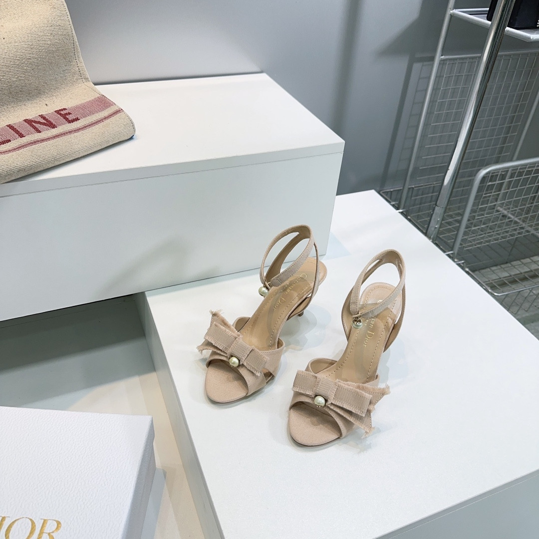 ua D*or aD*orable heeled sandal 9cm