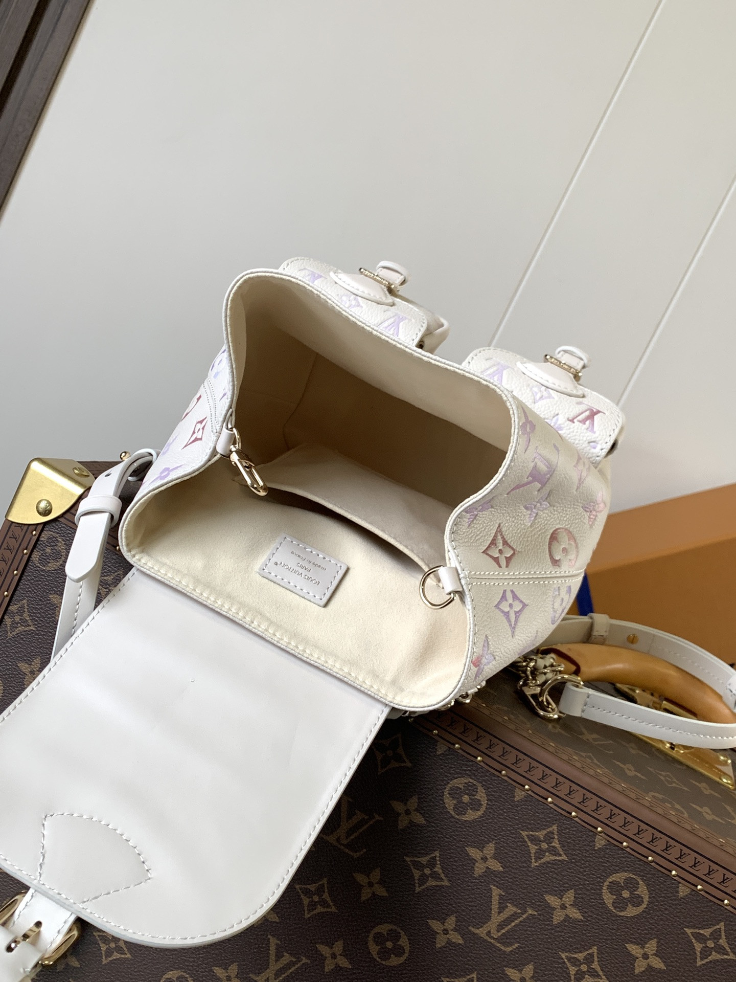 LV BACKUP Backpack M15113 20x22x14cm