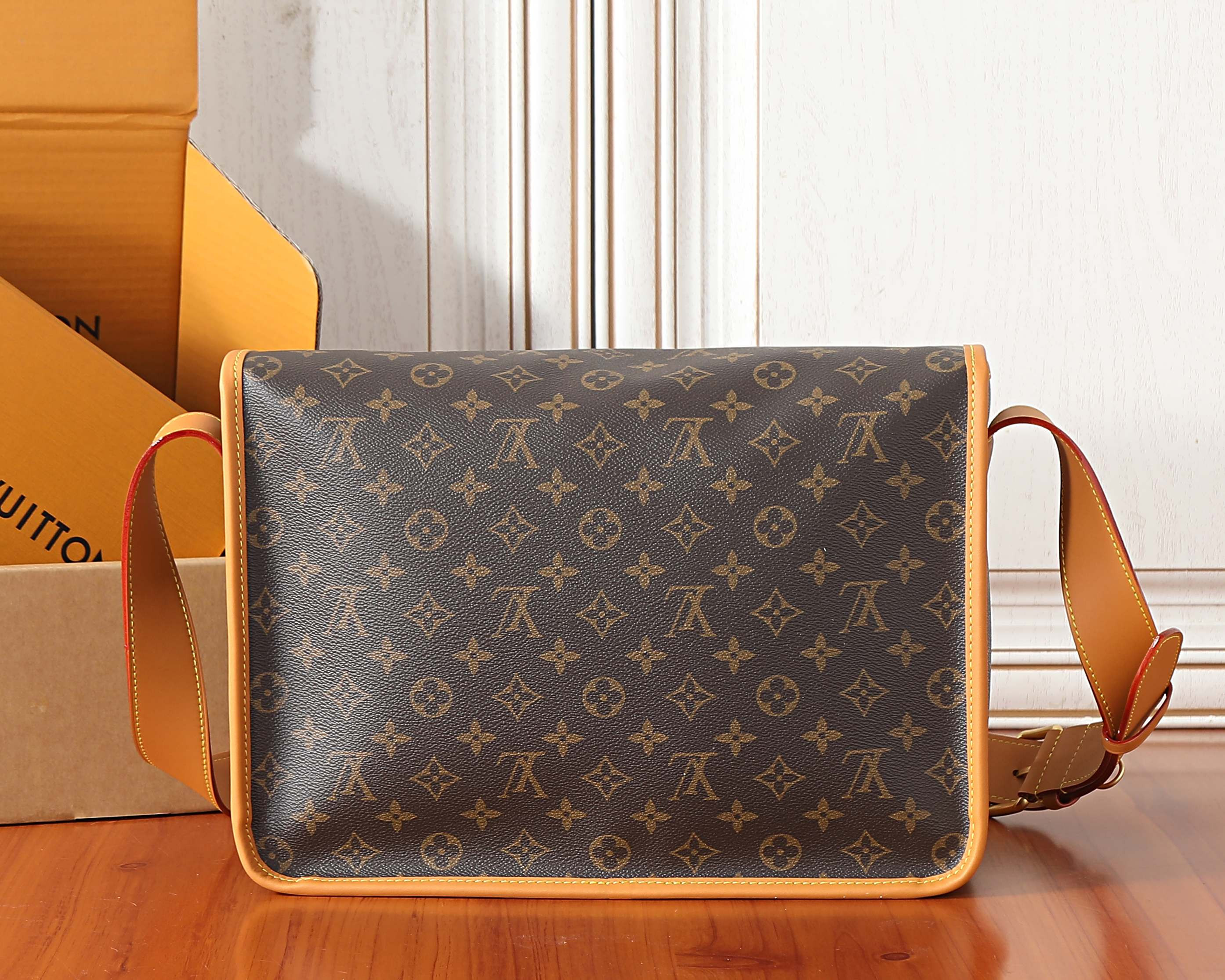 LV Satchel Messenger M14723 35.5x24x12cm