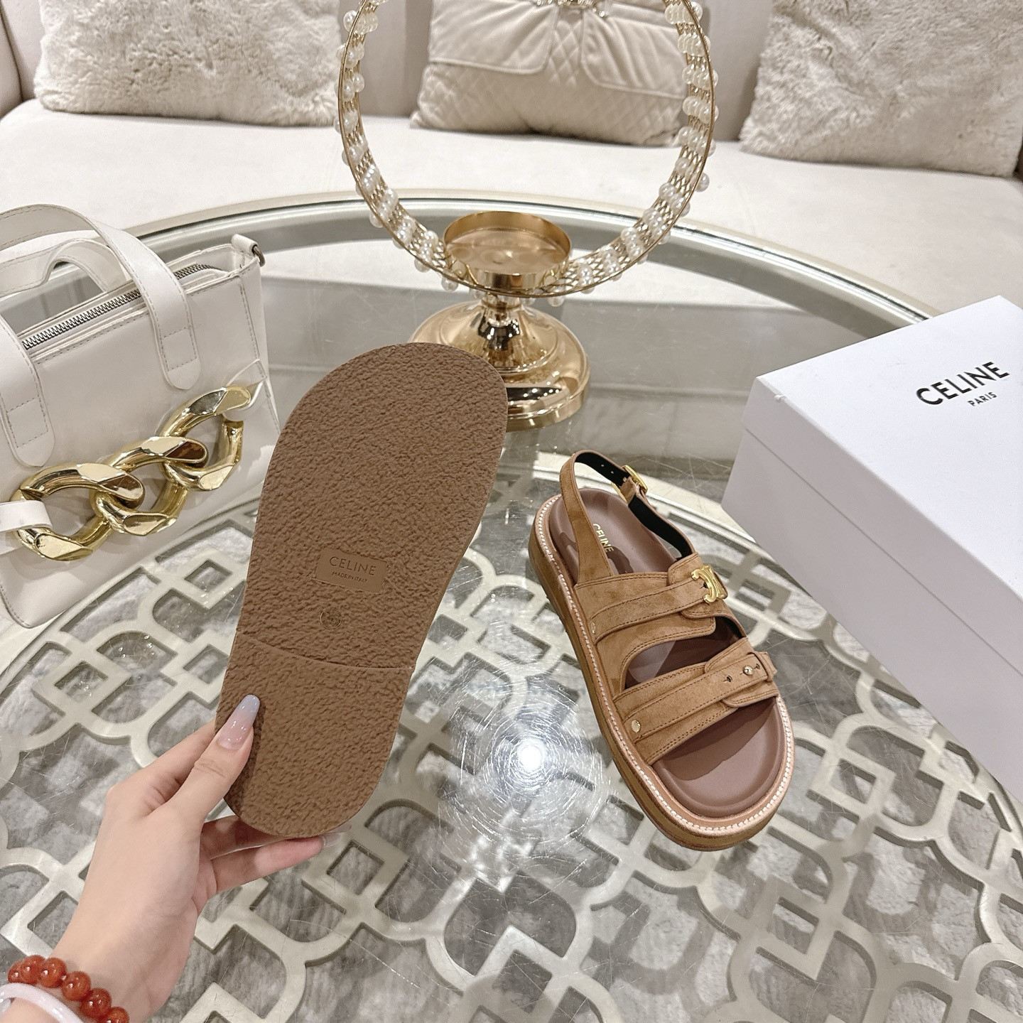 ua Ce**e tippitriomphe sandal