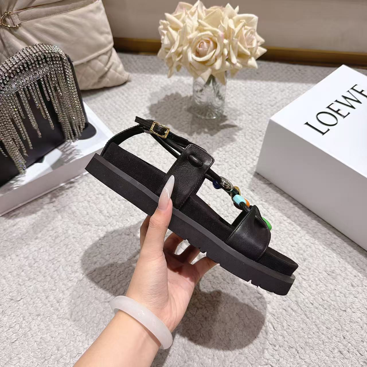 ua L0ew* pebble beads fussbett sandal