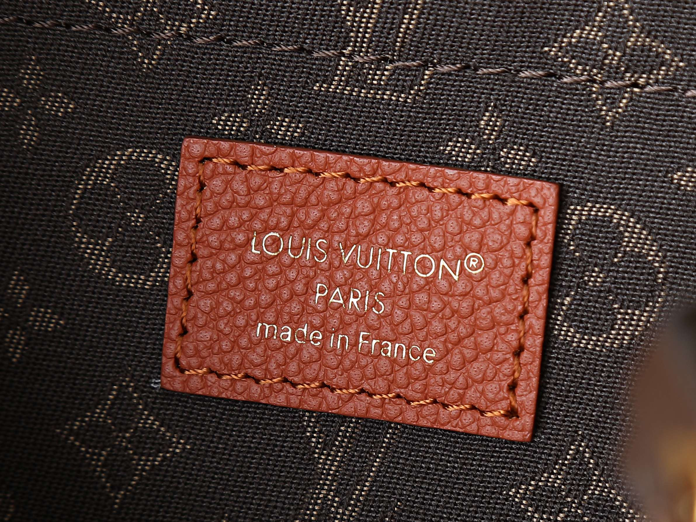 LV Express PM M29428 26x17x13.5cm