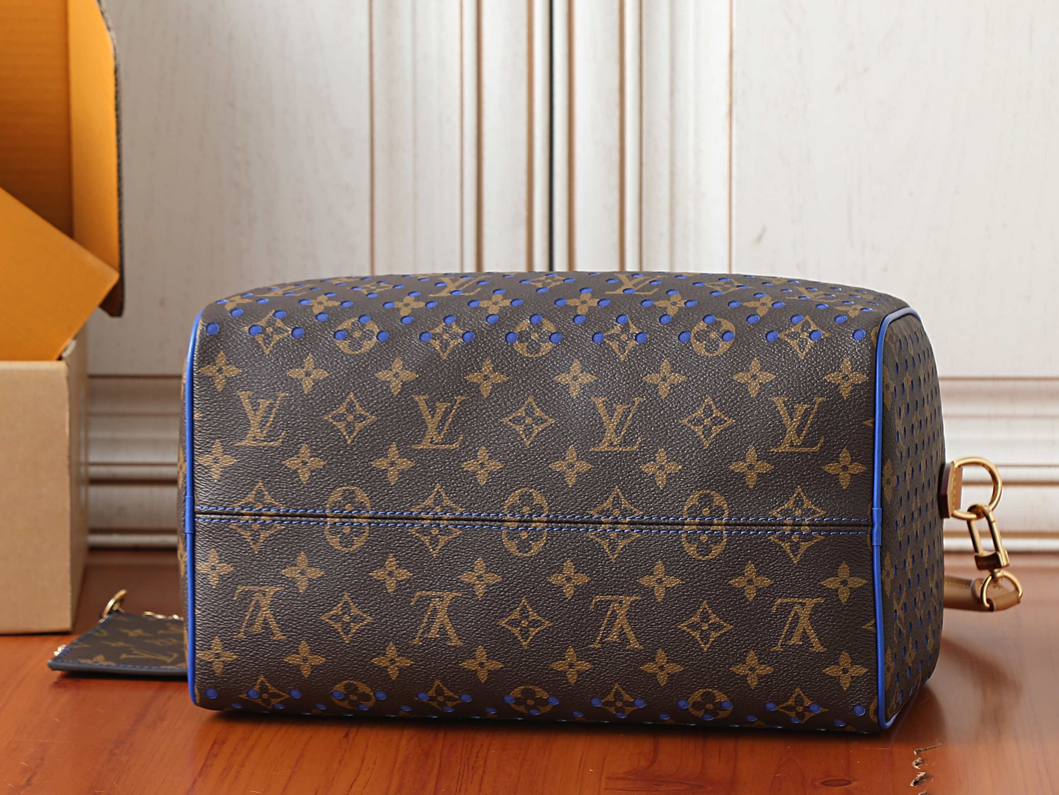 LV Speedy Soft 30 M29143 30x17x21cm