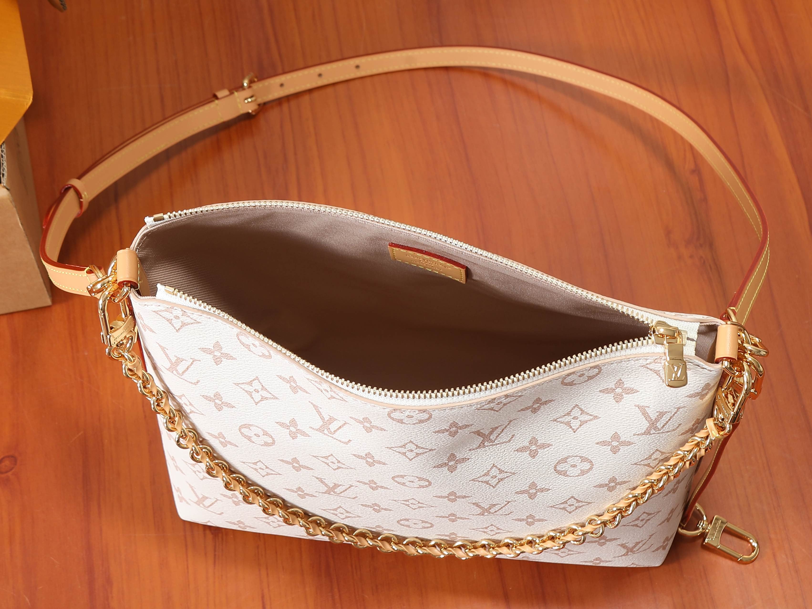 LV Multipass M2A078 30x26x10cm