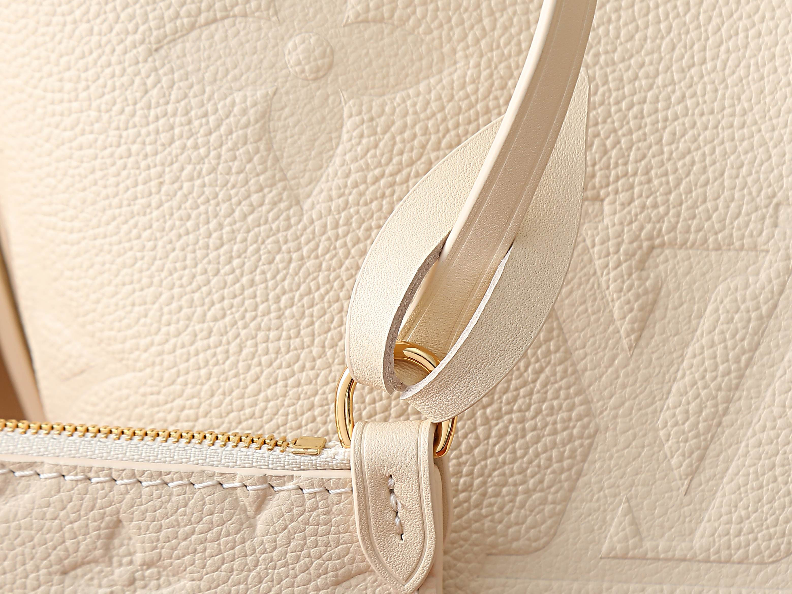 LV All In BB M2A356 16x18x12cm