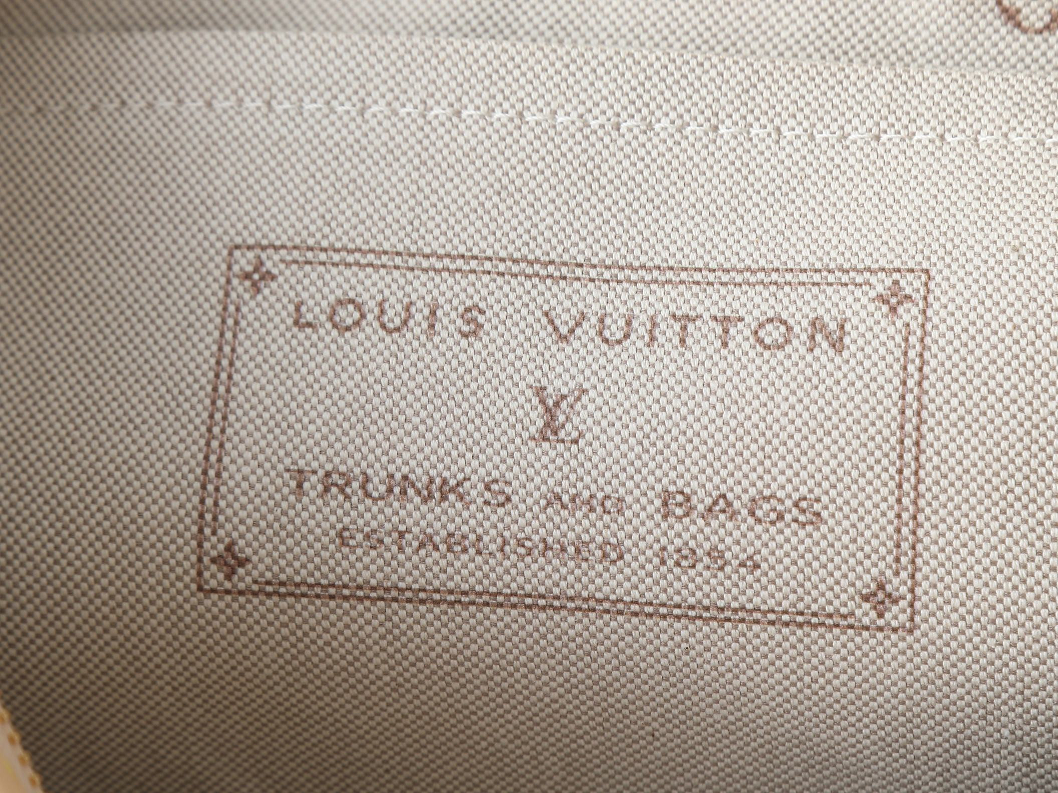 LV Carryall East-West M2A136 36x19x10cm