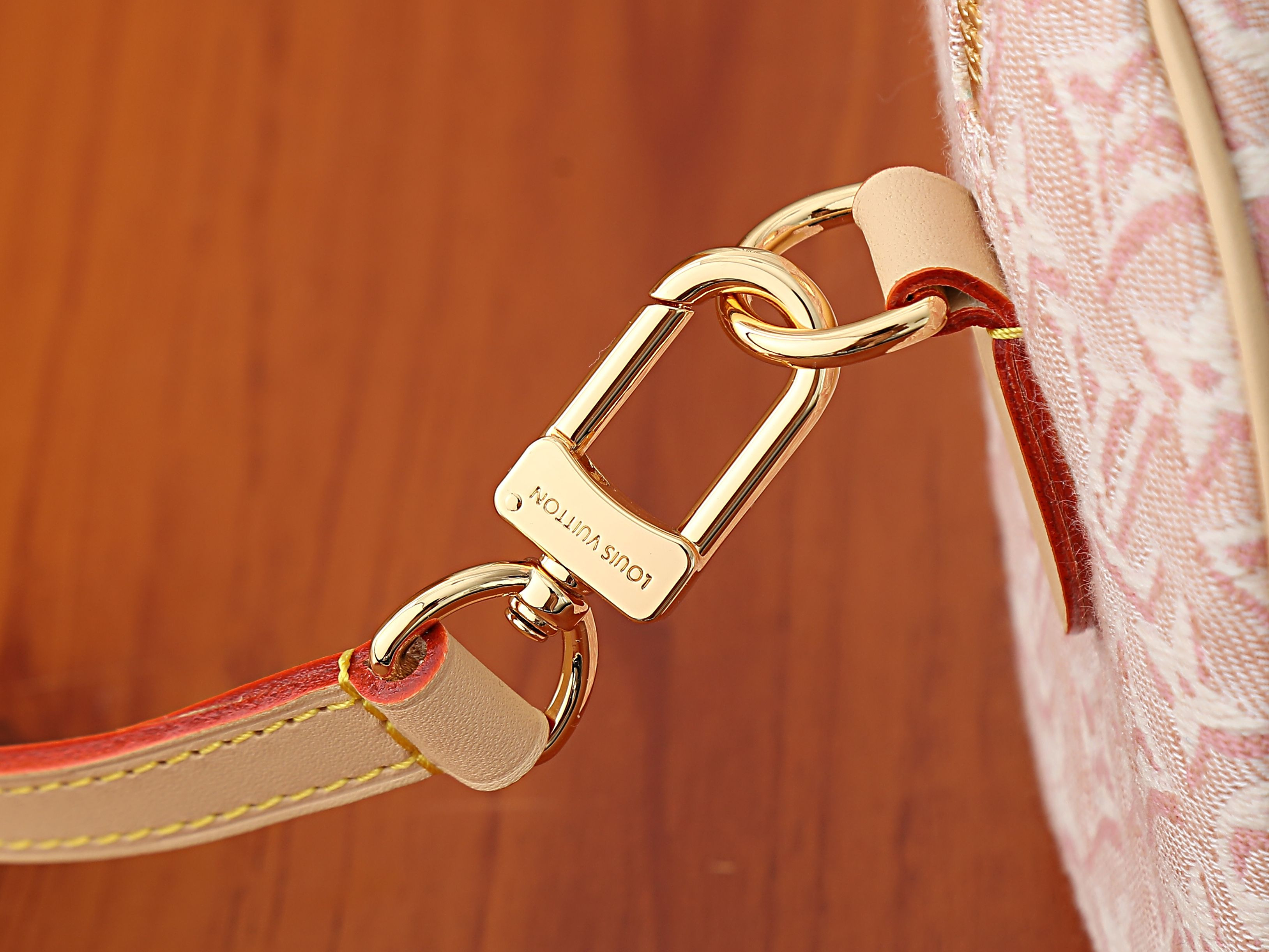 LV Speedy Bandoulière 20 M2A039 20.5x13.5x12cm