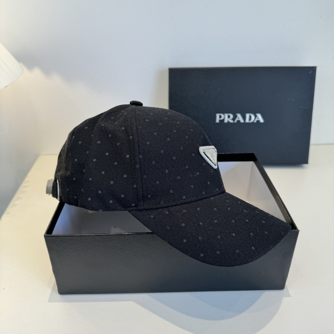 Pra*a baseball cap