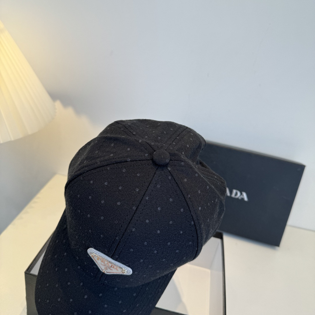 Pra*a baseball cap