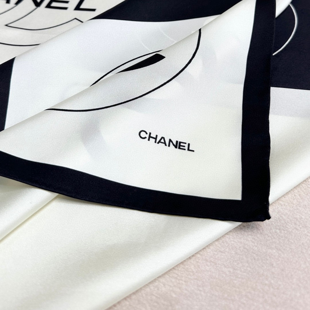 Ch*el silk scarf 90x90cm