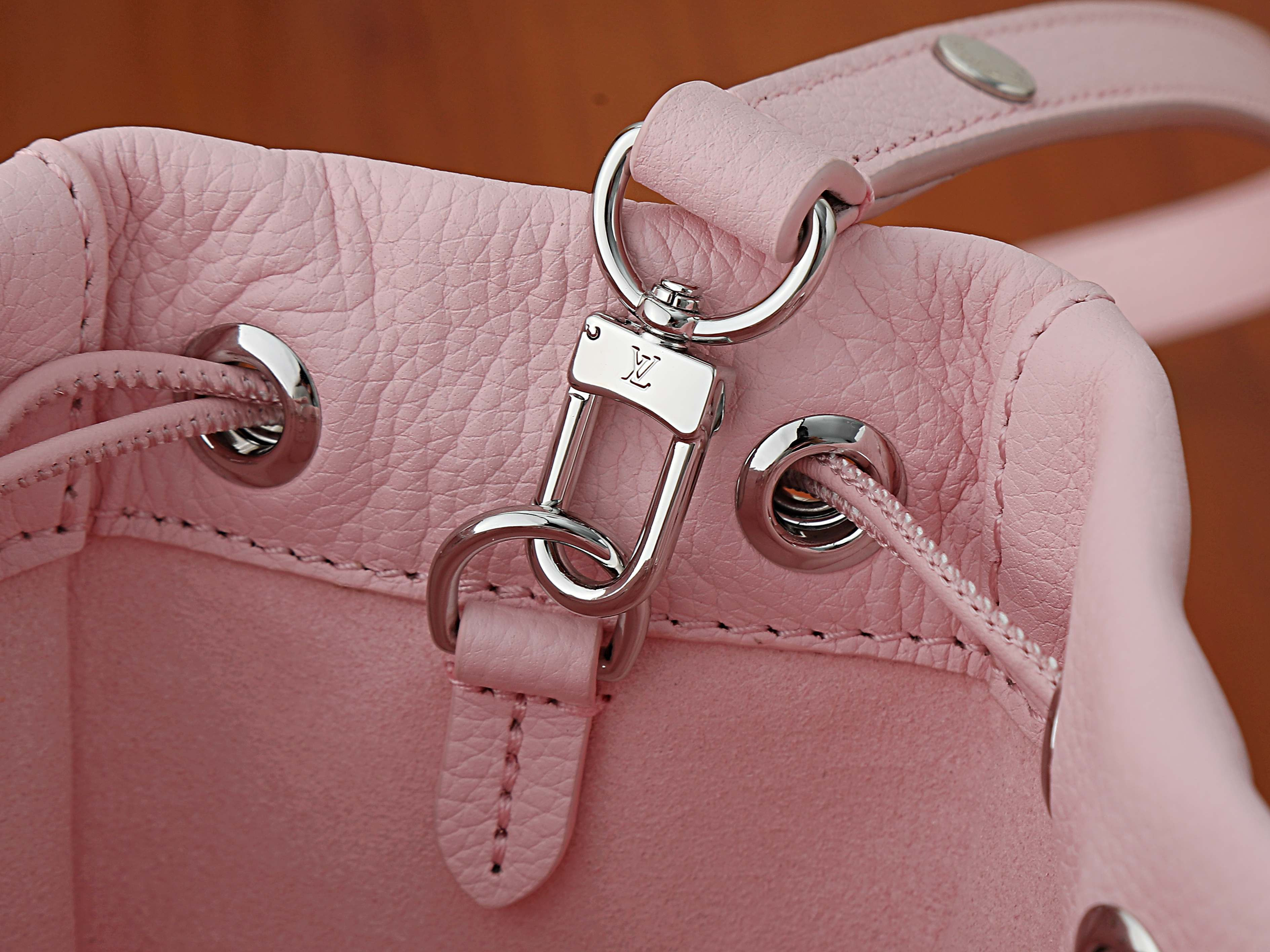LV Nano Noé Trunk M2A067 15x17x8cm