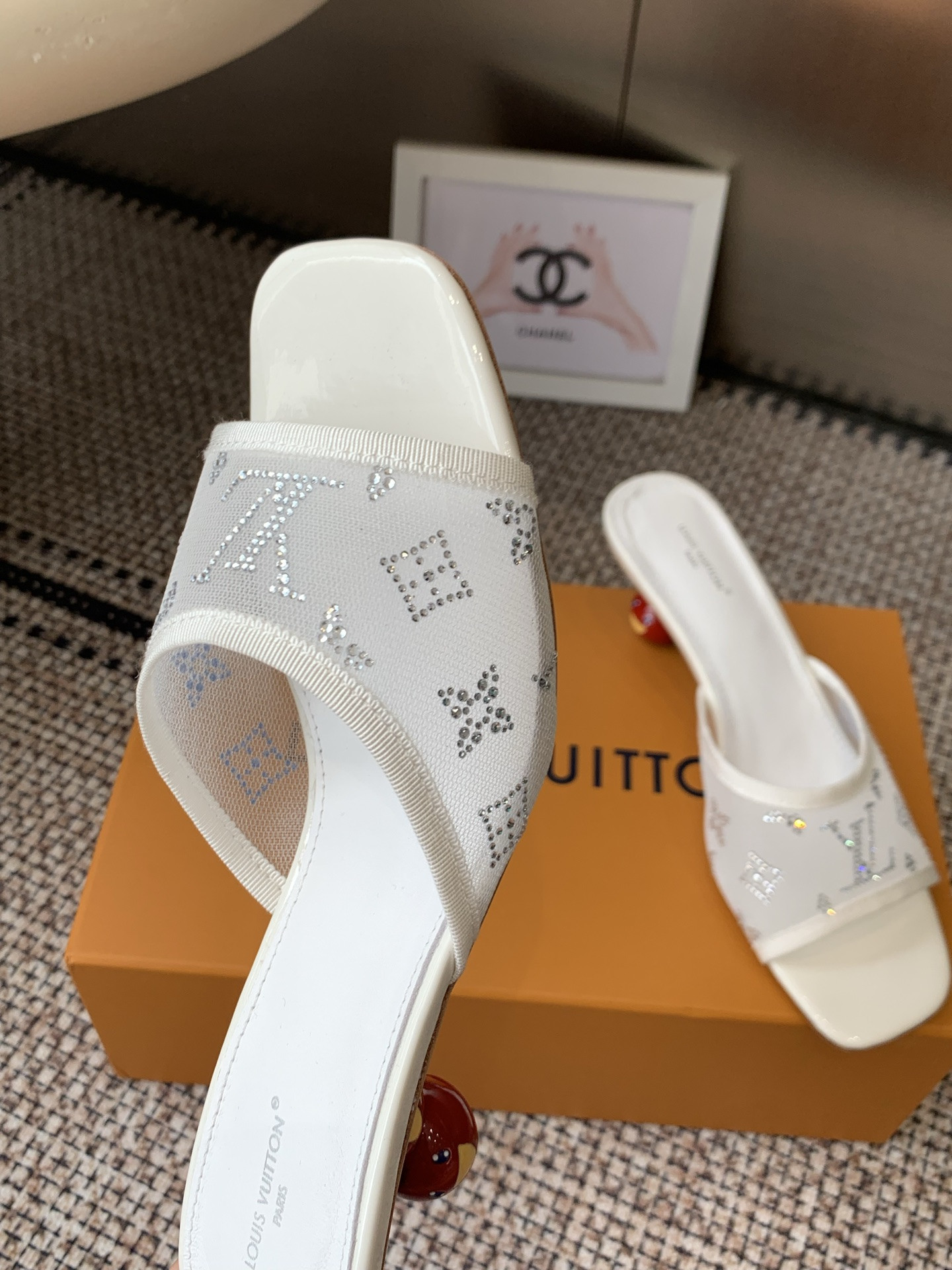 UA LV x TM Gala Mule