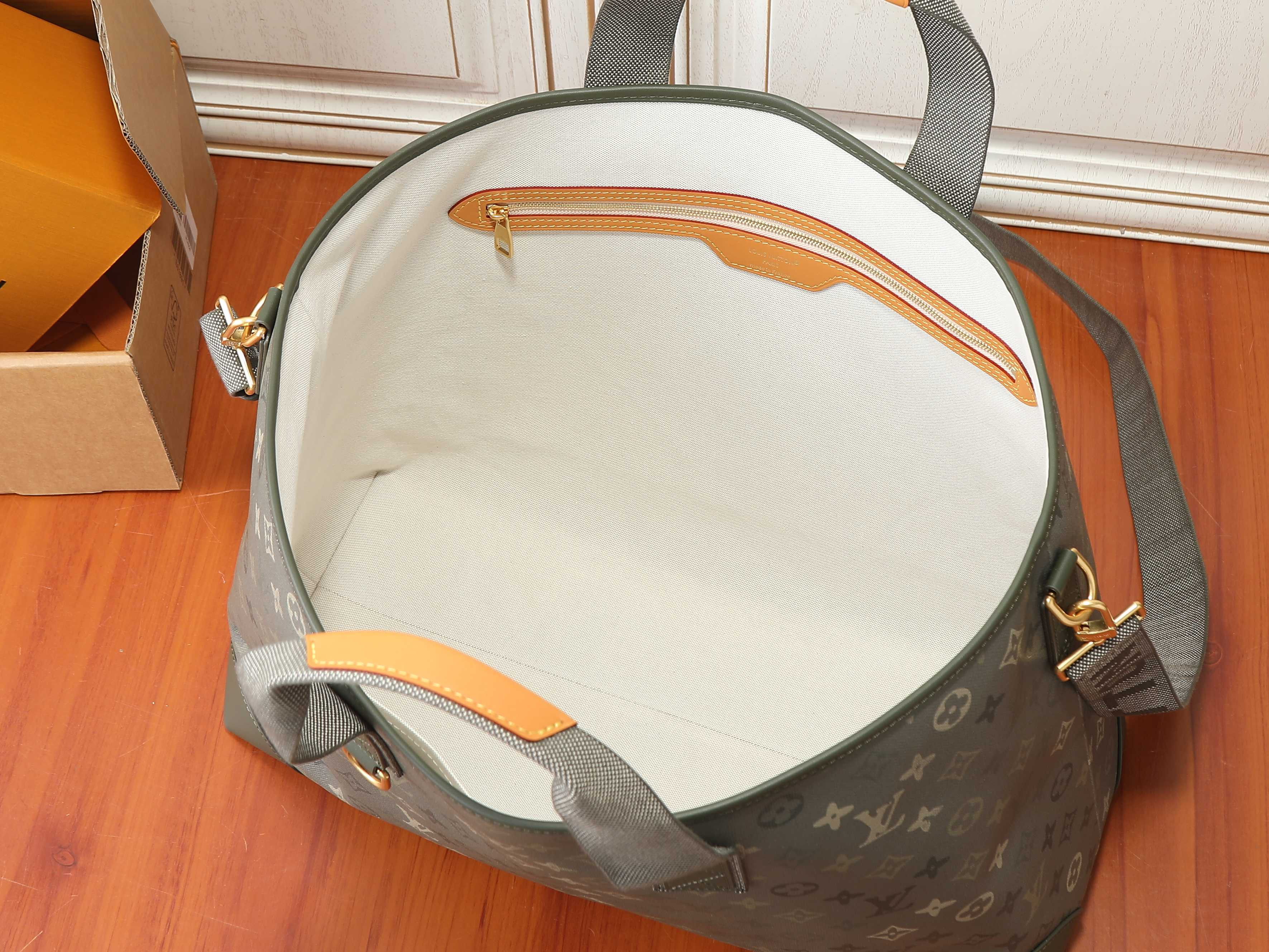 LV Uptown Tote M29269 55x35x19cm