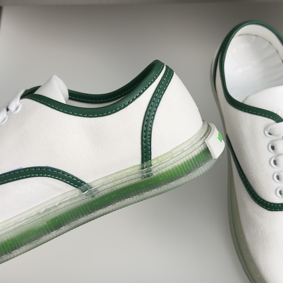 ua bo*te*ga Ve*ne*ta serena sneakers