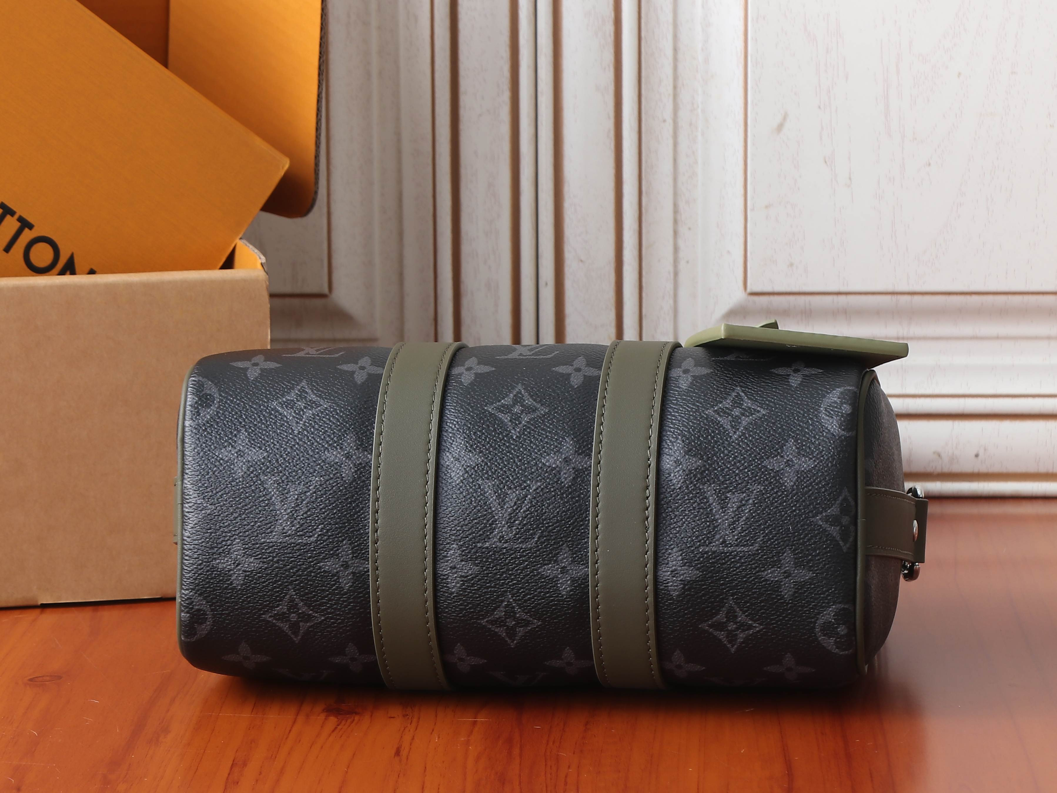 LV Keepall Shoulder Strap 25 M28638 25x15x11cm