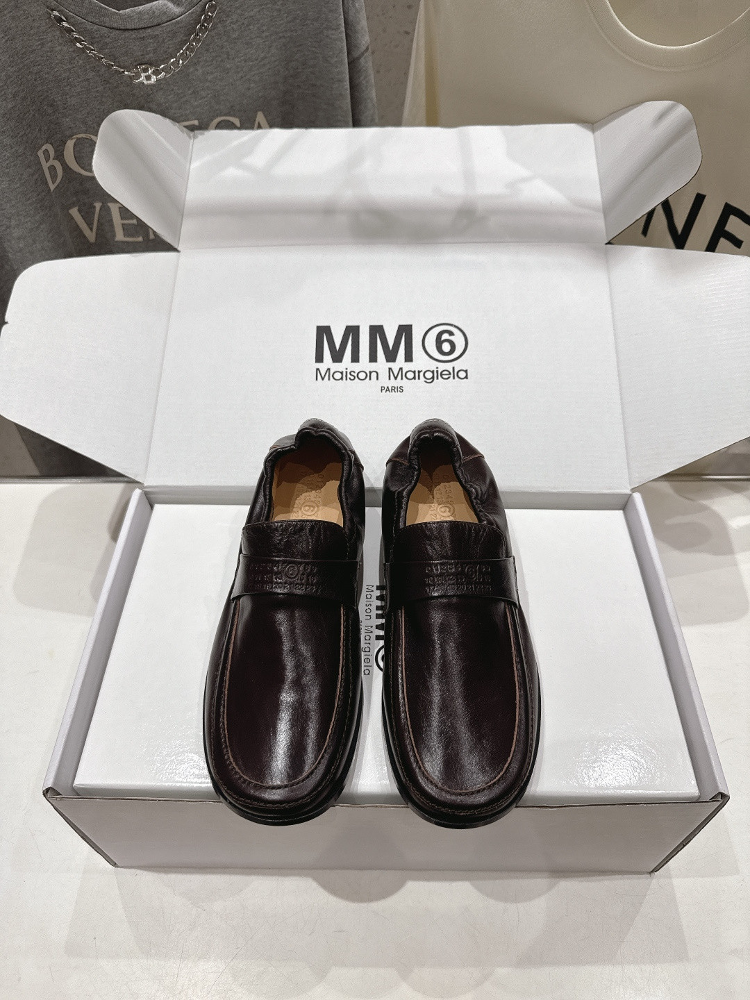 ua ma*s*n Ma*i*la swing-toe leather loafers
