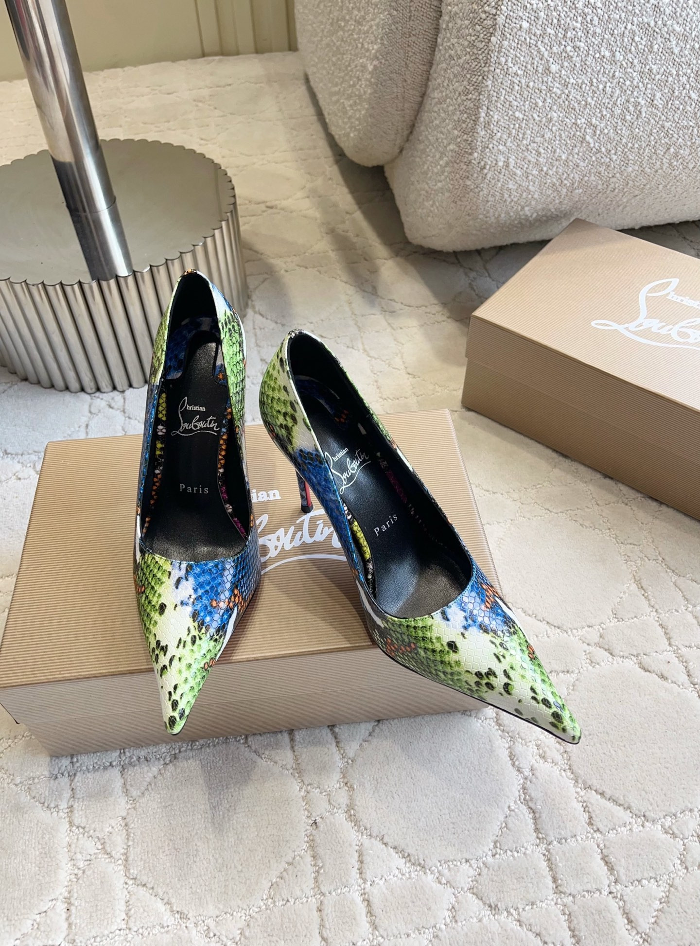 ua Ch**an louboutin so kate pumps 10cm heel