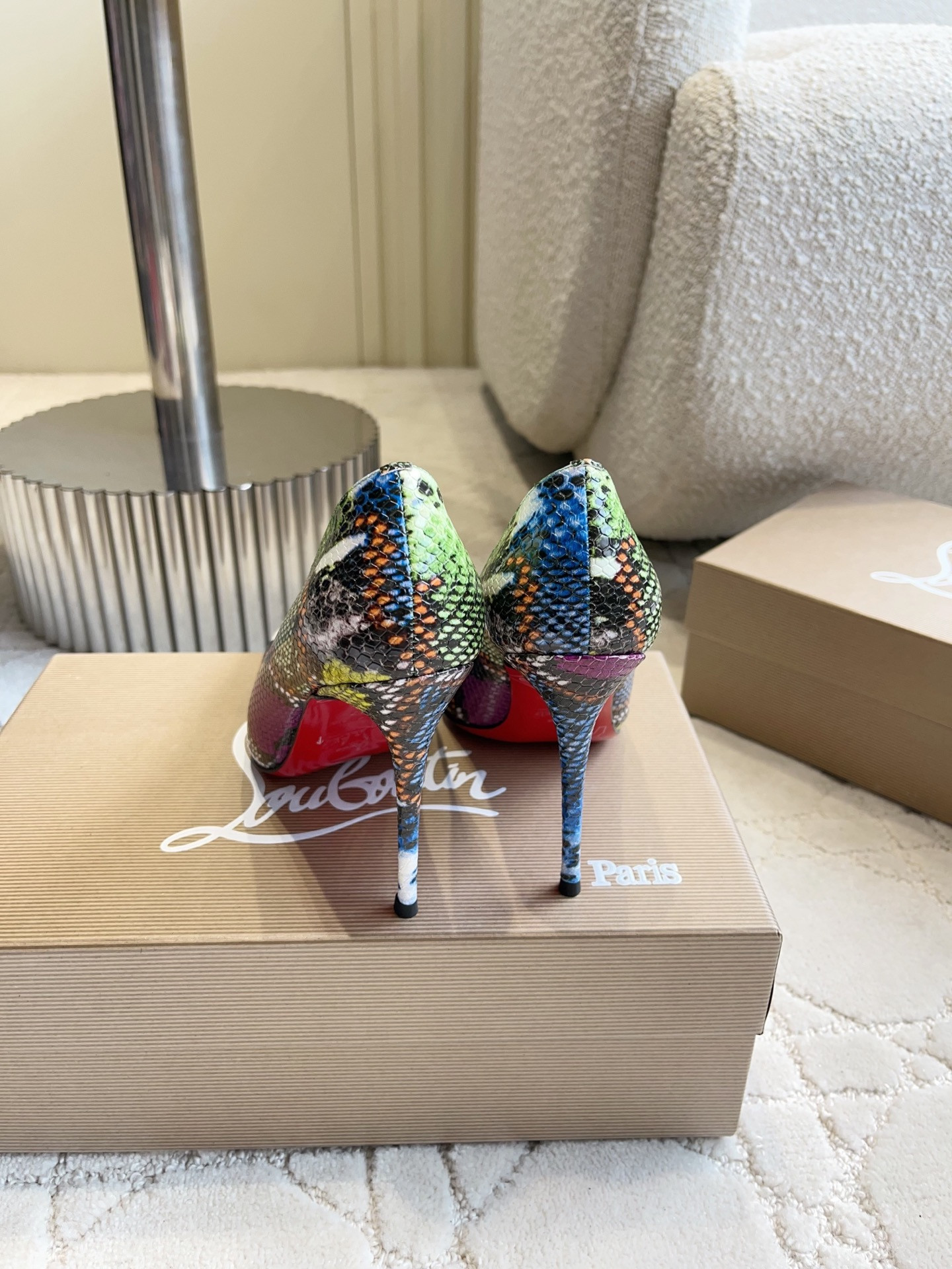 ua Ch**an louboutin so kate pumps 10cm heel