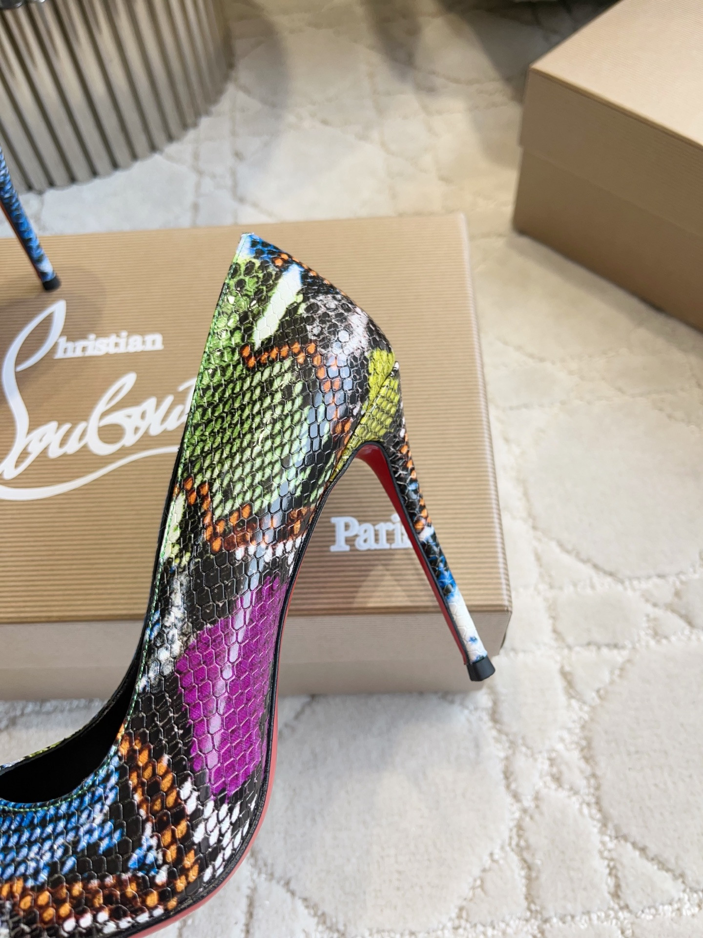ua Ch**an louboutin so kate pumps 10cm heel