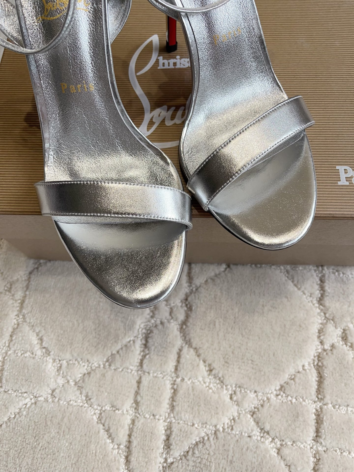 ua Ch**an louboutin 100mm sandals
