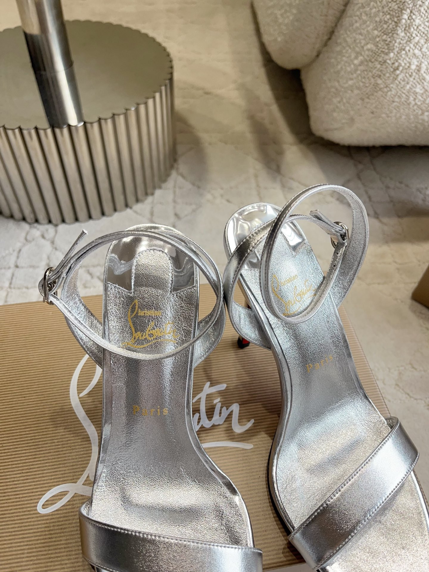 ua Ch**an louboutin 100mm sandals