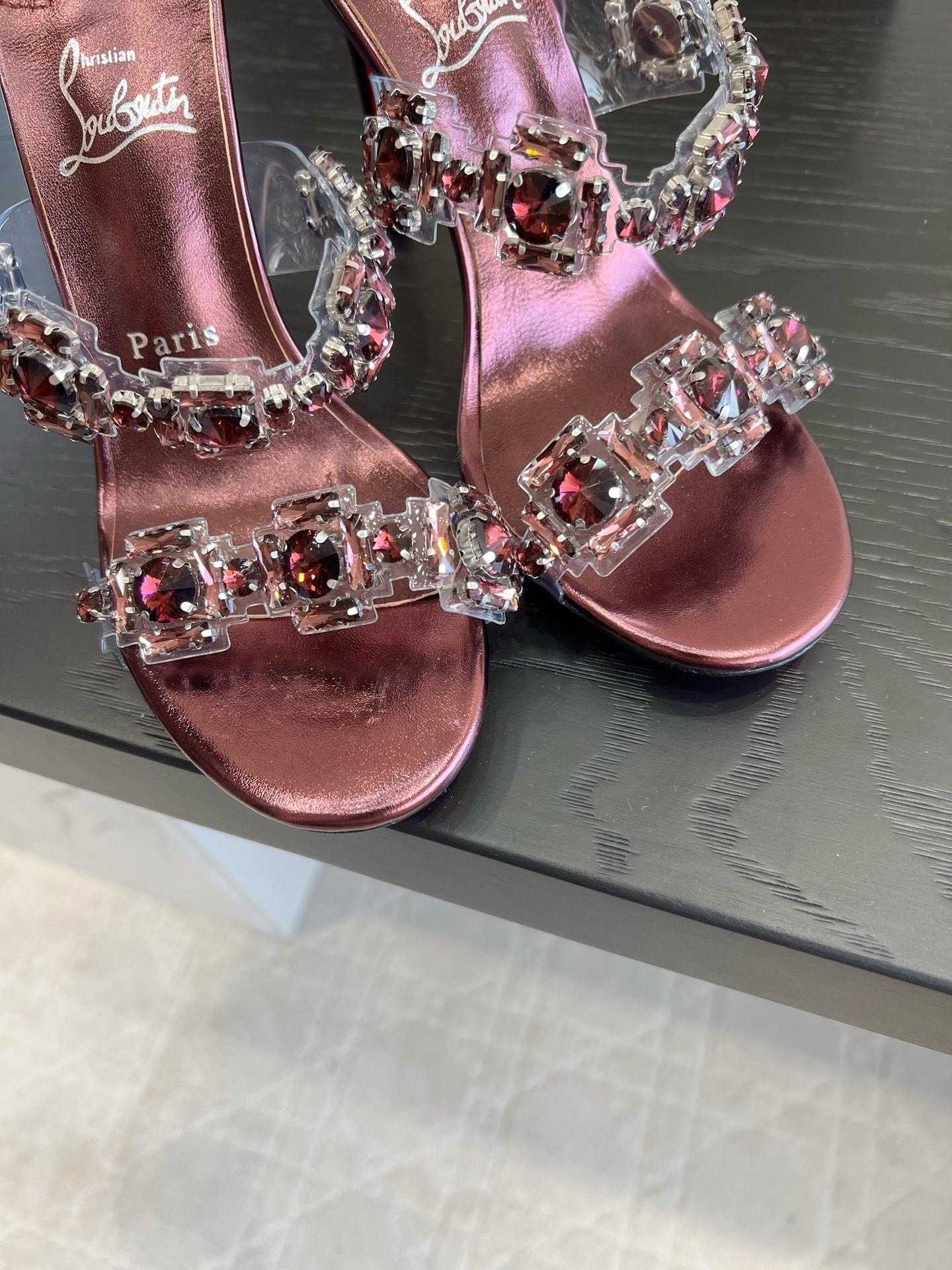 ua Ch**an louboutin just jewel slides