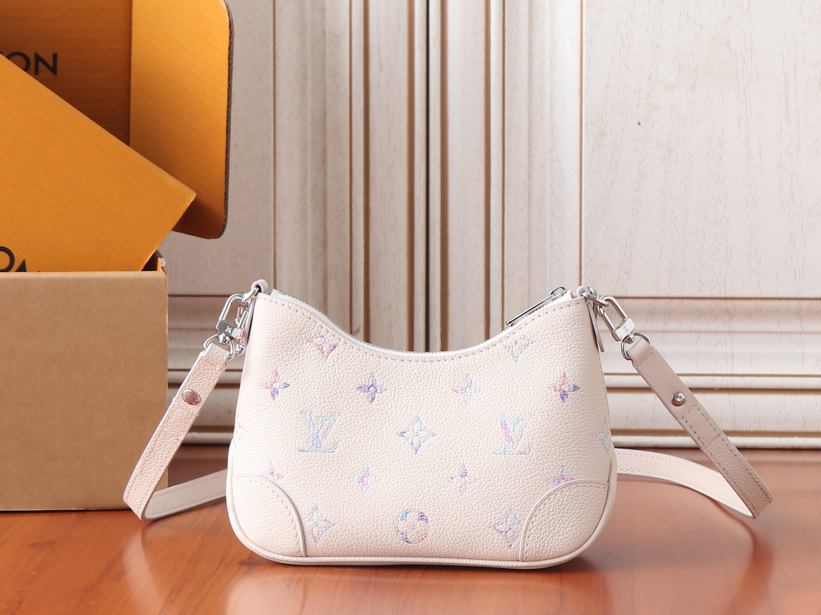 LV Nano Boulogne M29779 19x13x8cm