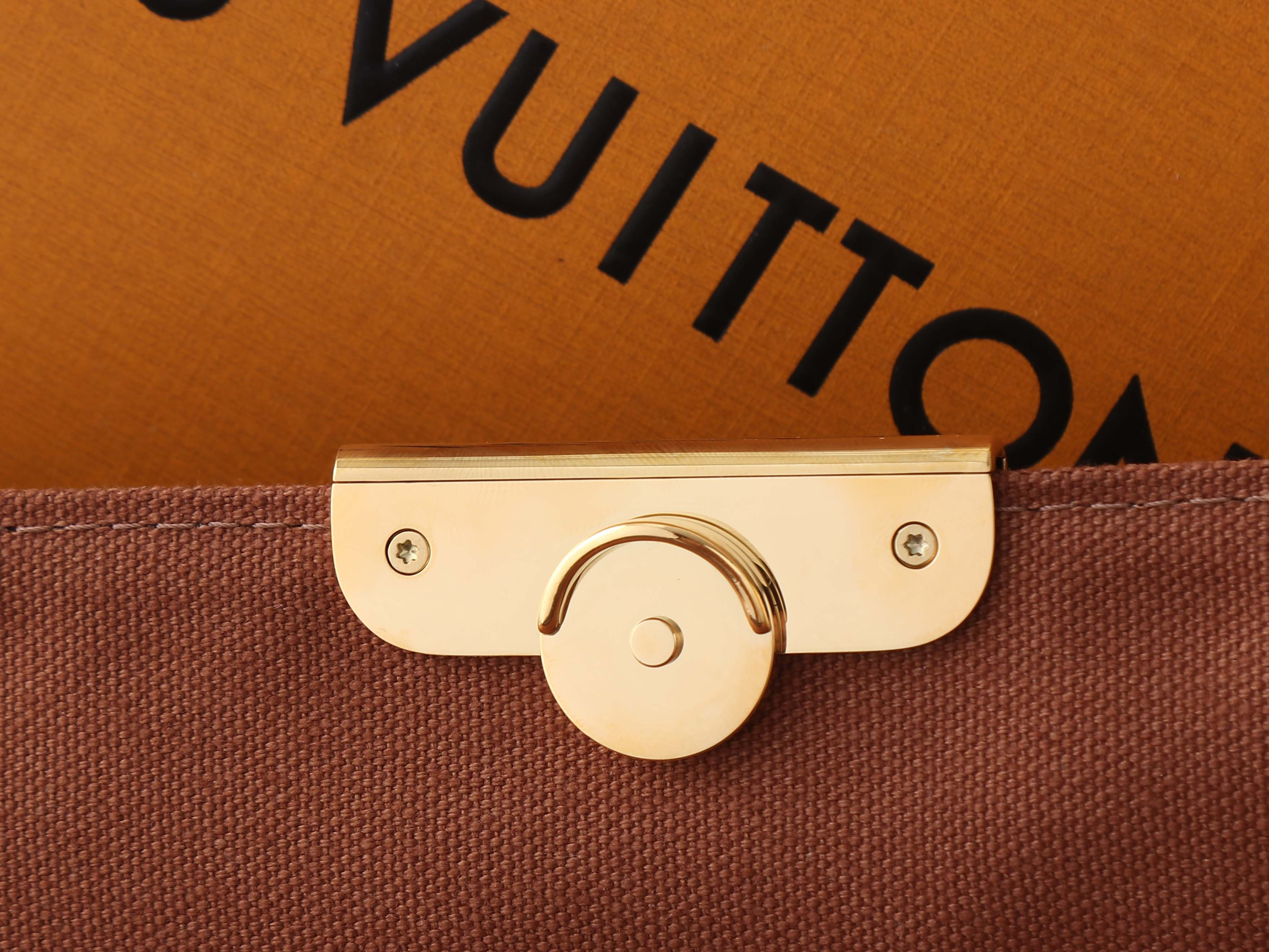 LV Bastille PM M2A191 23x27x8cm