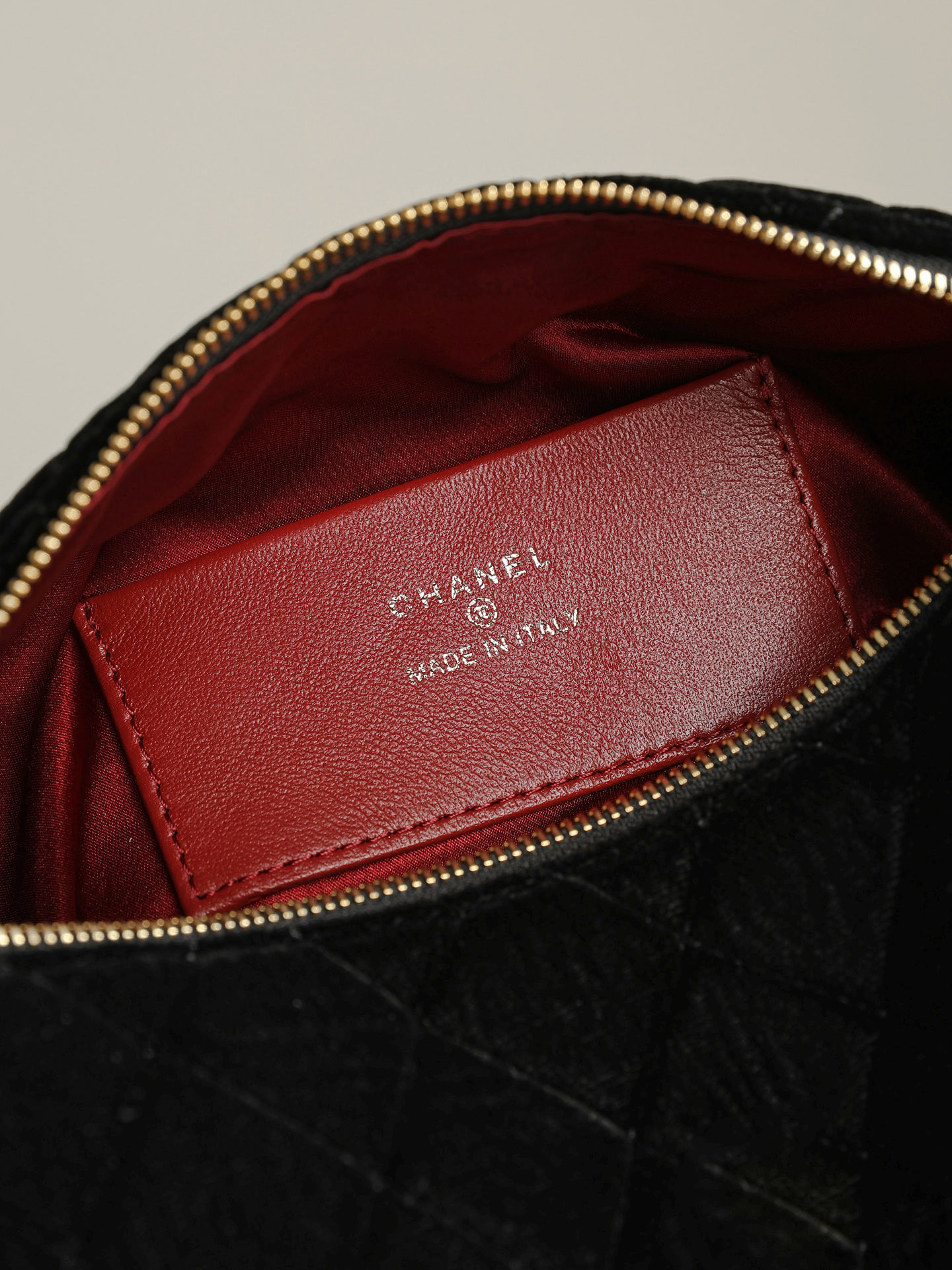 Ch*el clutch with strap ap5310 12x23x12cm