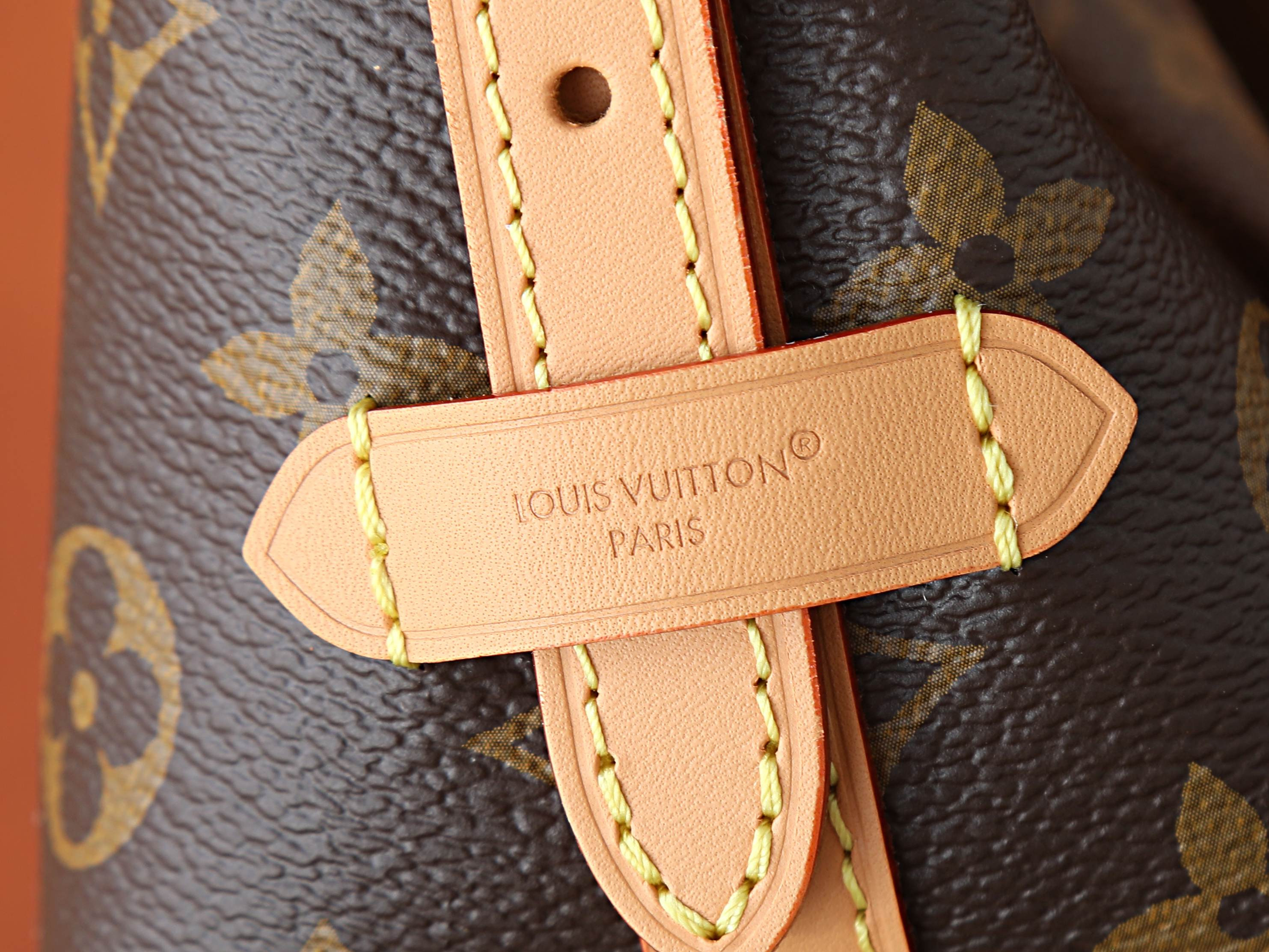 LV Nano CarryAll M2A711 16x15x9.5cm
