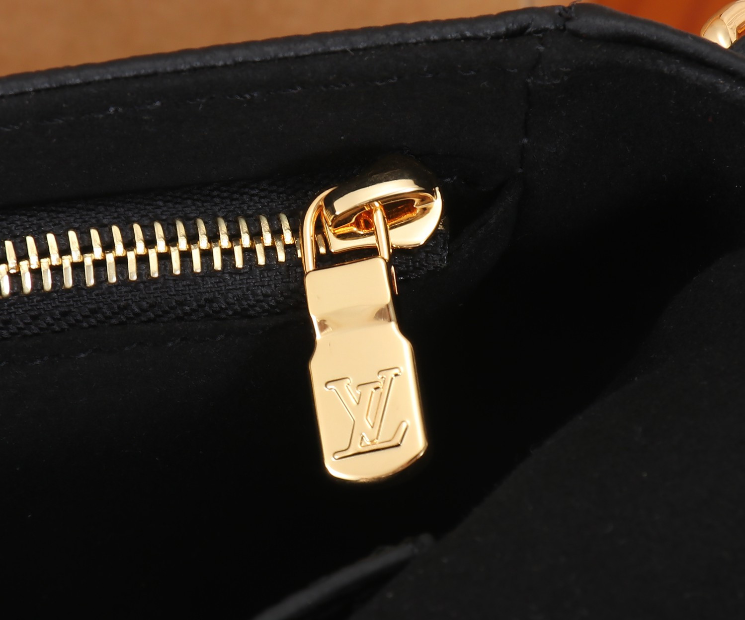 LV Wallet On Chain Ivy M82154 23.5x12x4.3cm
