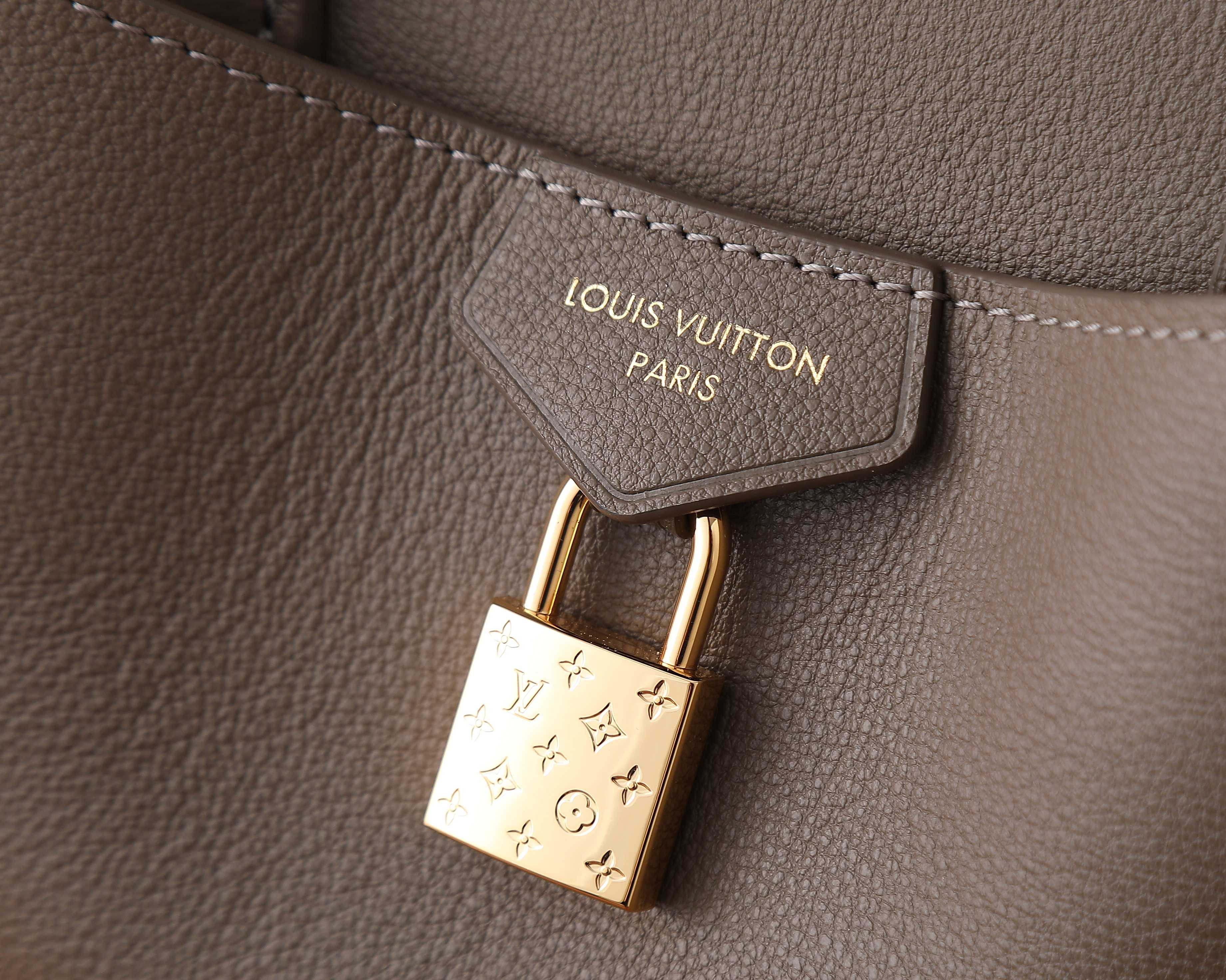 LV Vendome PM M27040 28.5x22x14.5cm