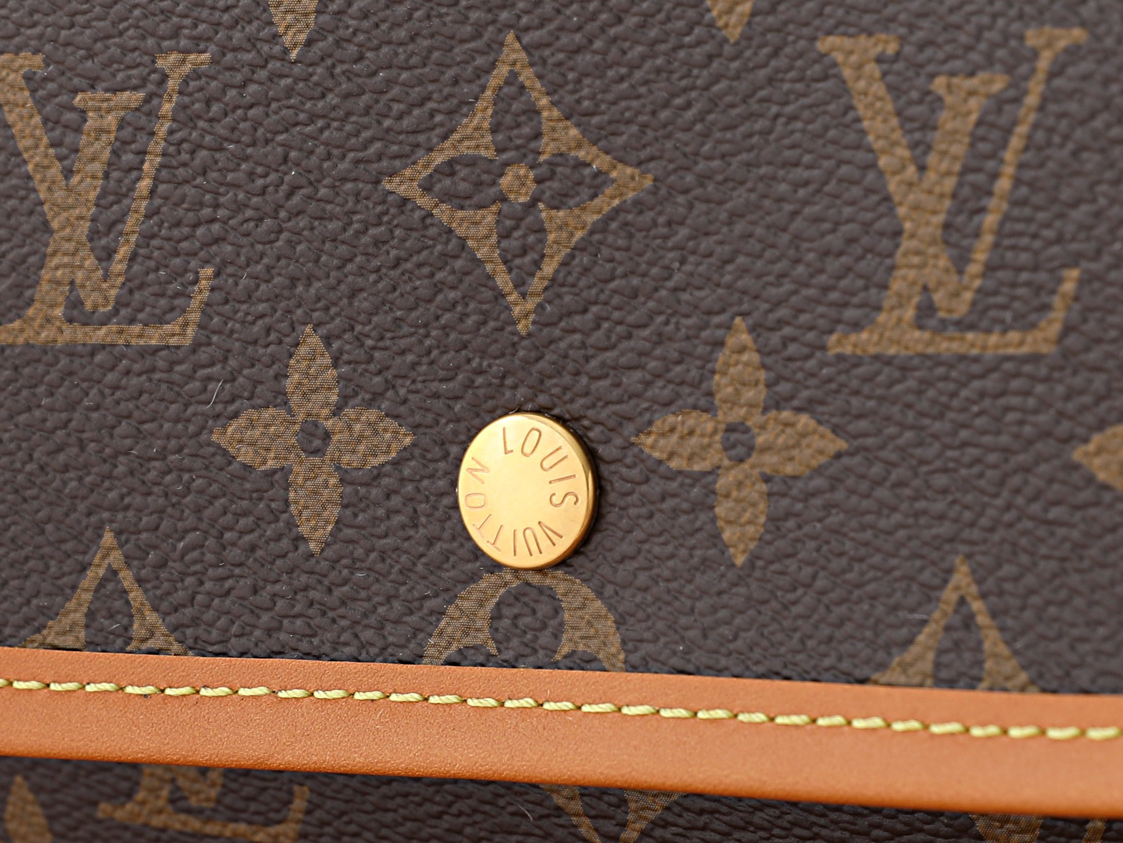 LV Nevereverfull Cargo M2A617 38x60x28cm