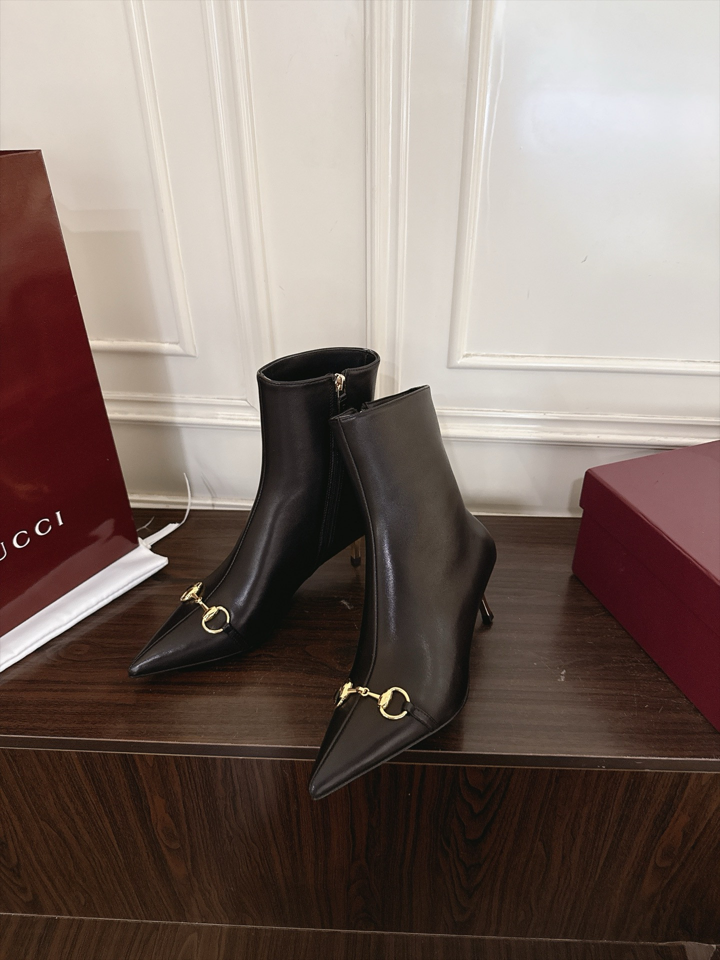 ua G*u*i vittoria bootie 5.5cm heel