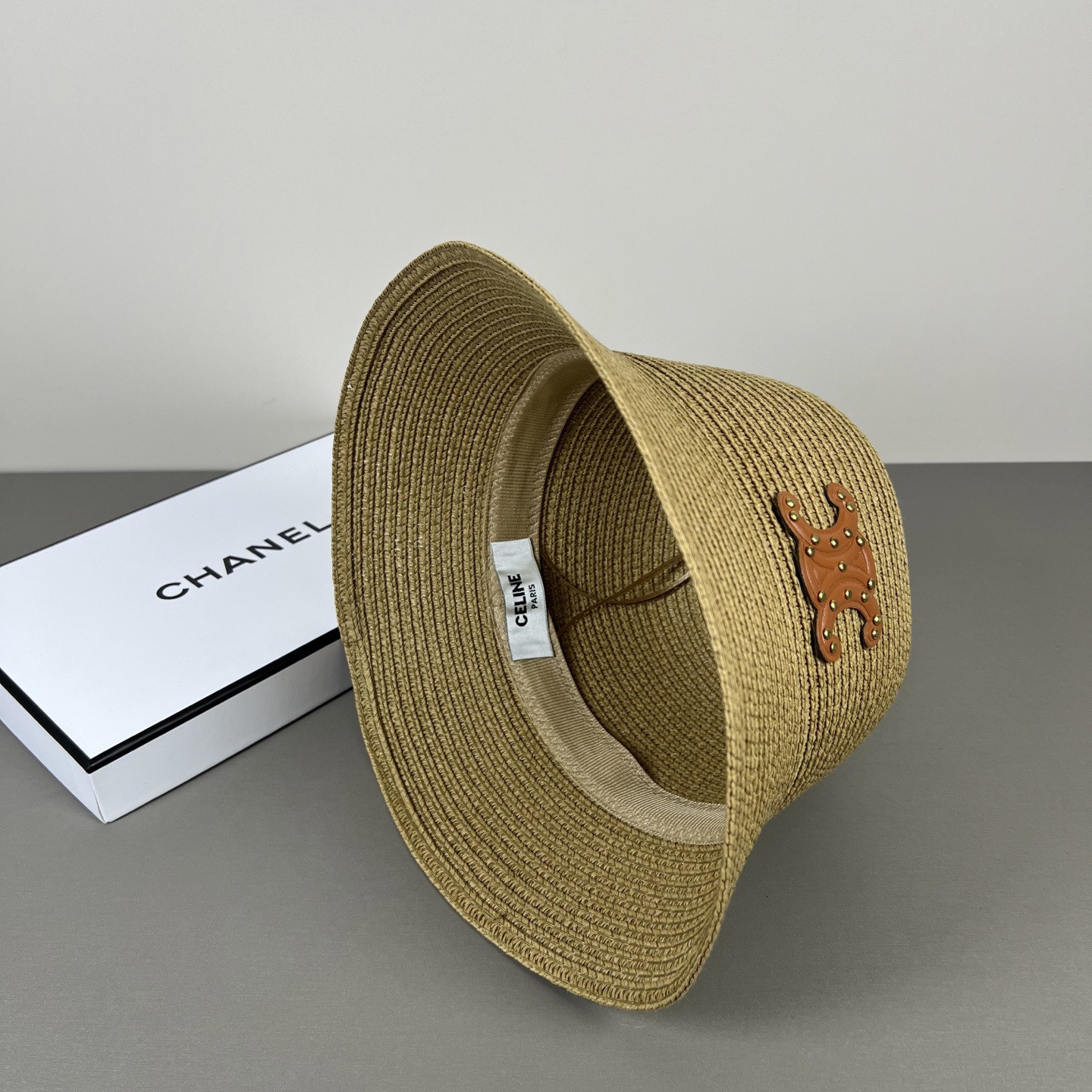 Ce**e straw hat