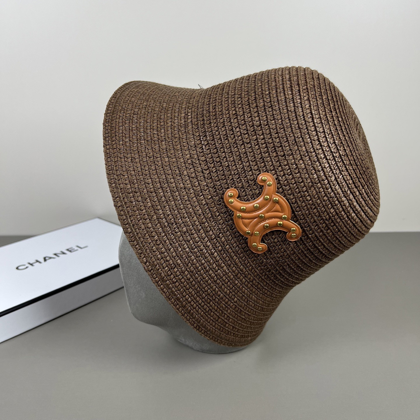 Ce**e straw hat