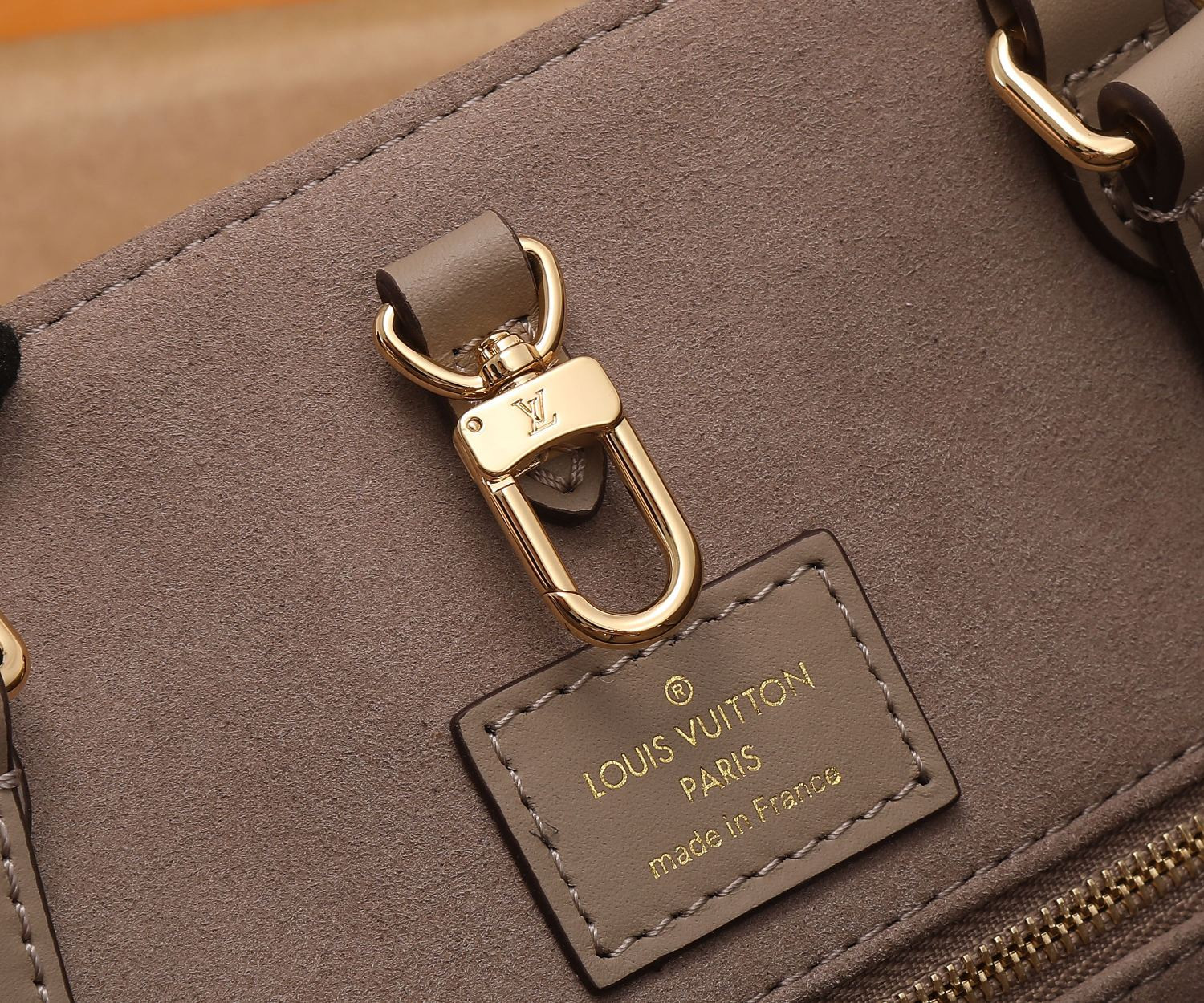 LV OnTheGo MM M45494 35 x 27 x 14 cm
