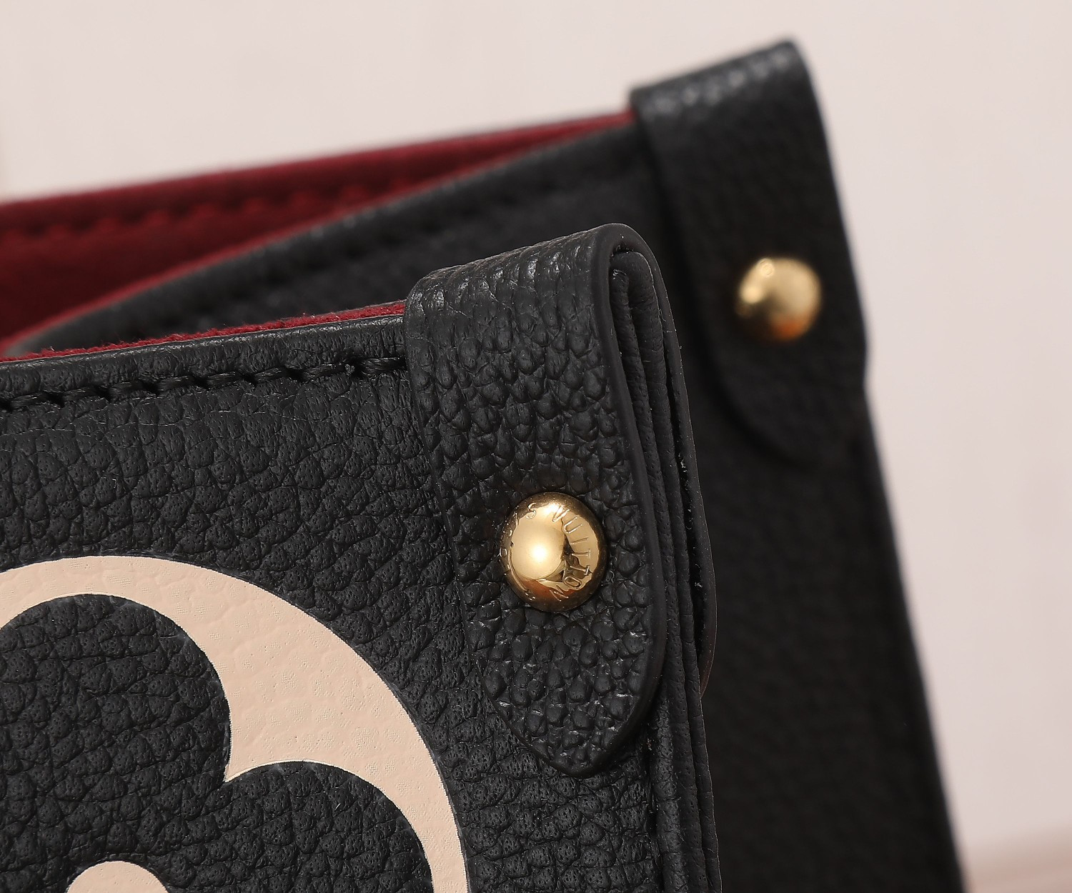 LV OnTheGo MM M45495 35 x 27 x 14 cm