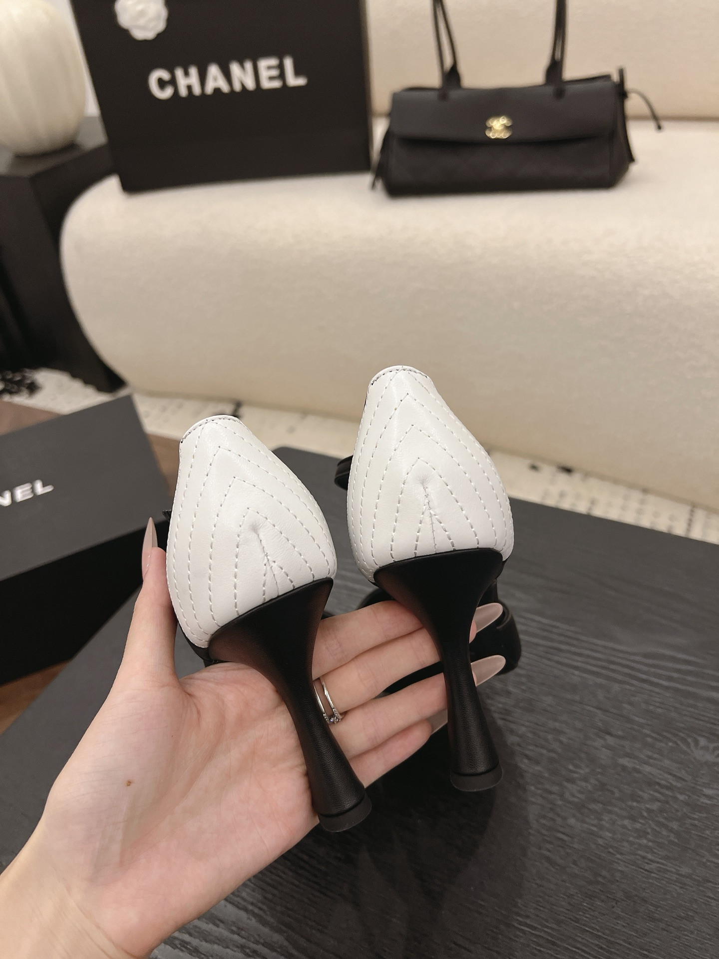 ua Ch*el mary janes