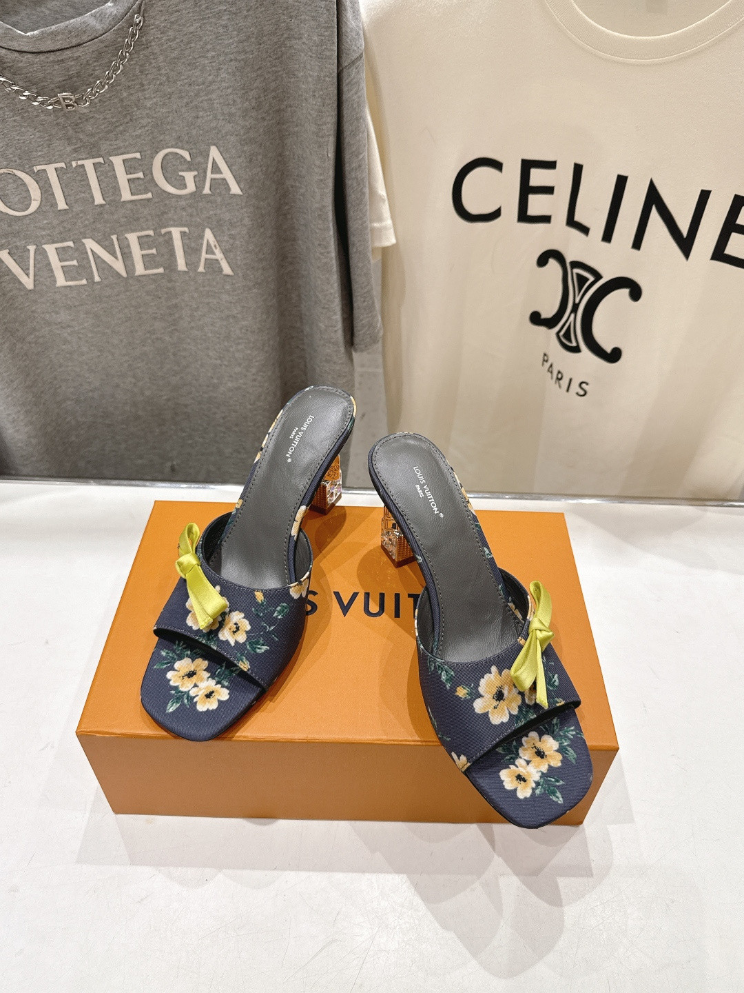 UA LV Cube Mule 7cm Heel
