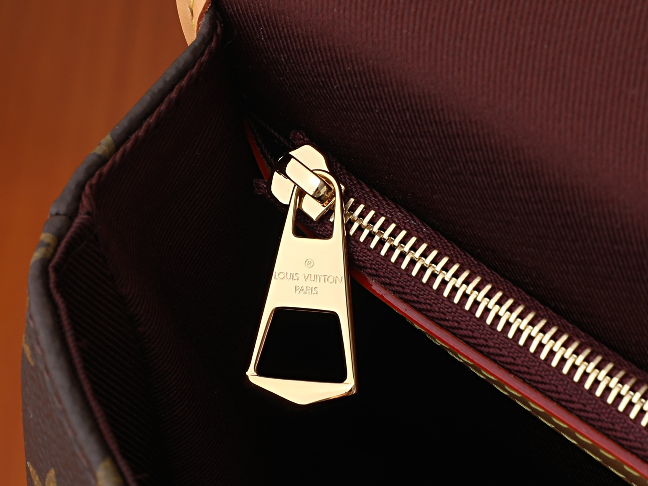 LV Diane Backpack MM M29631 26 x 31.5 x 11 cm