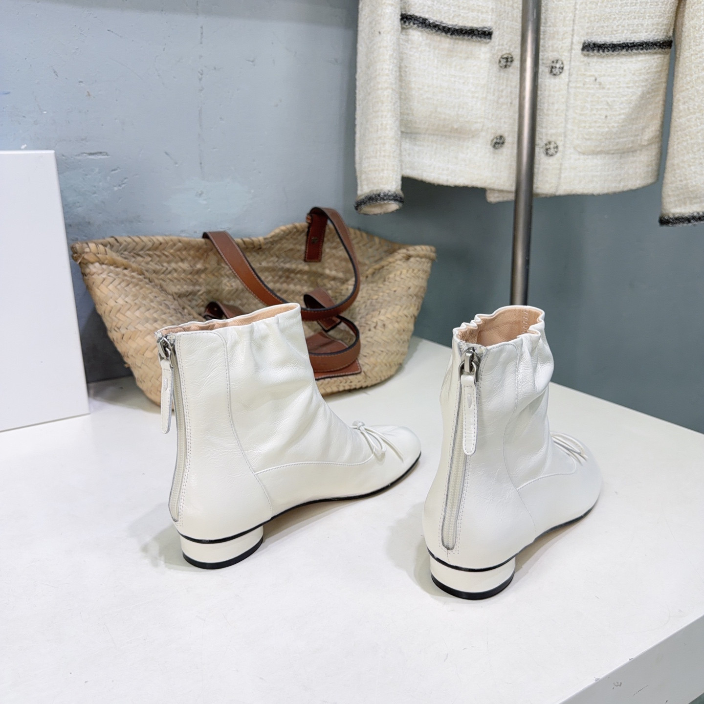 ua ma*s*n Ma*i*la boot